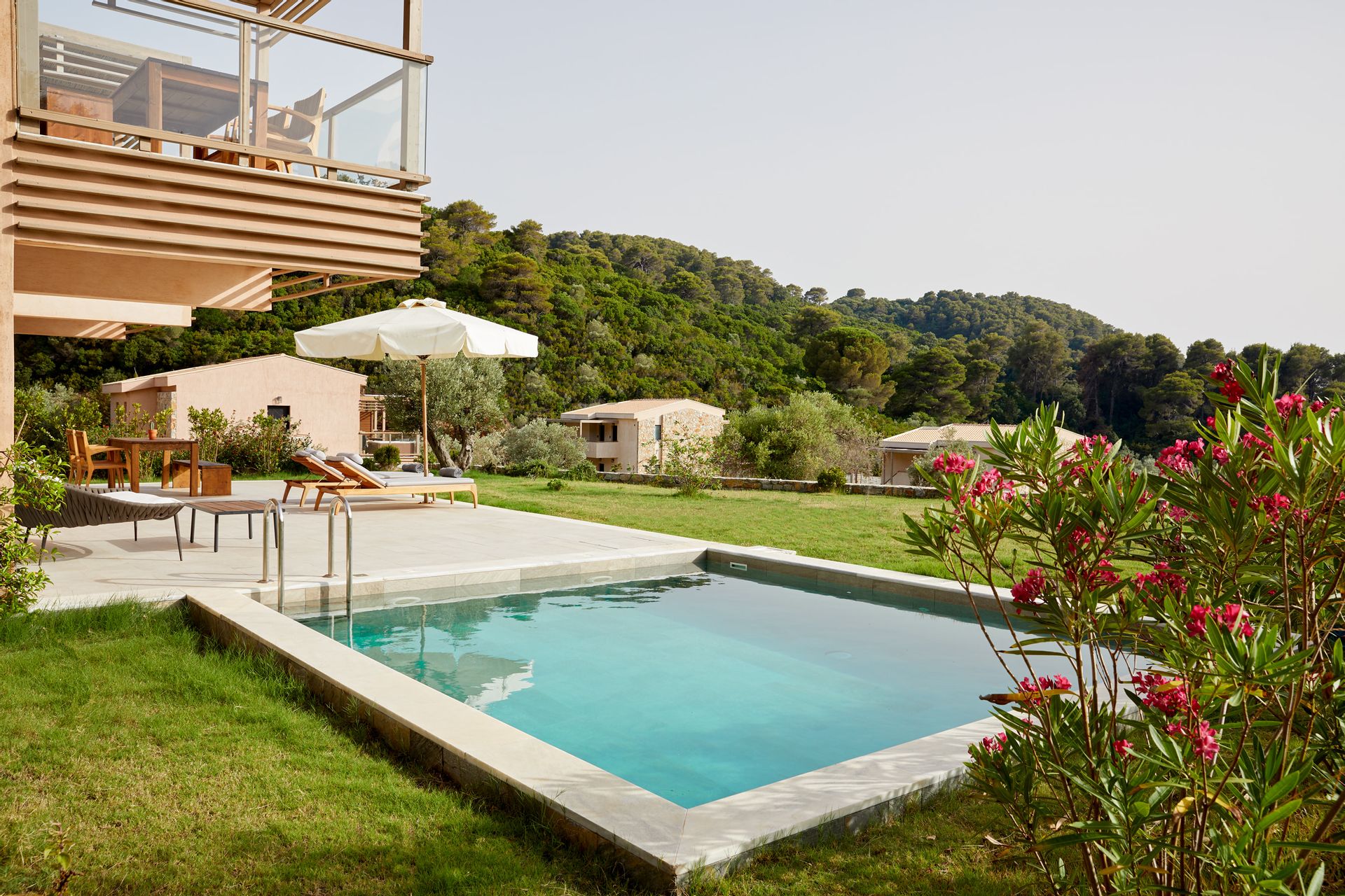 Premium Suite Private Pool | Nest Grove Rooms Villas & Suites