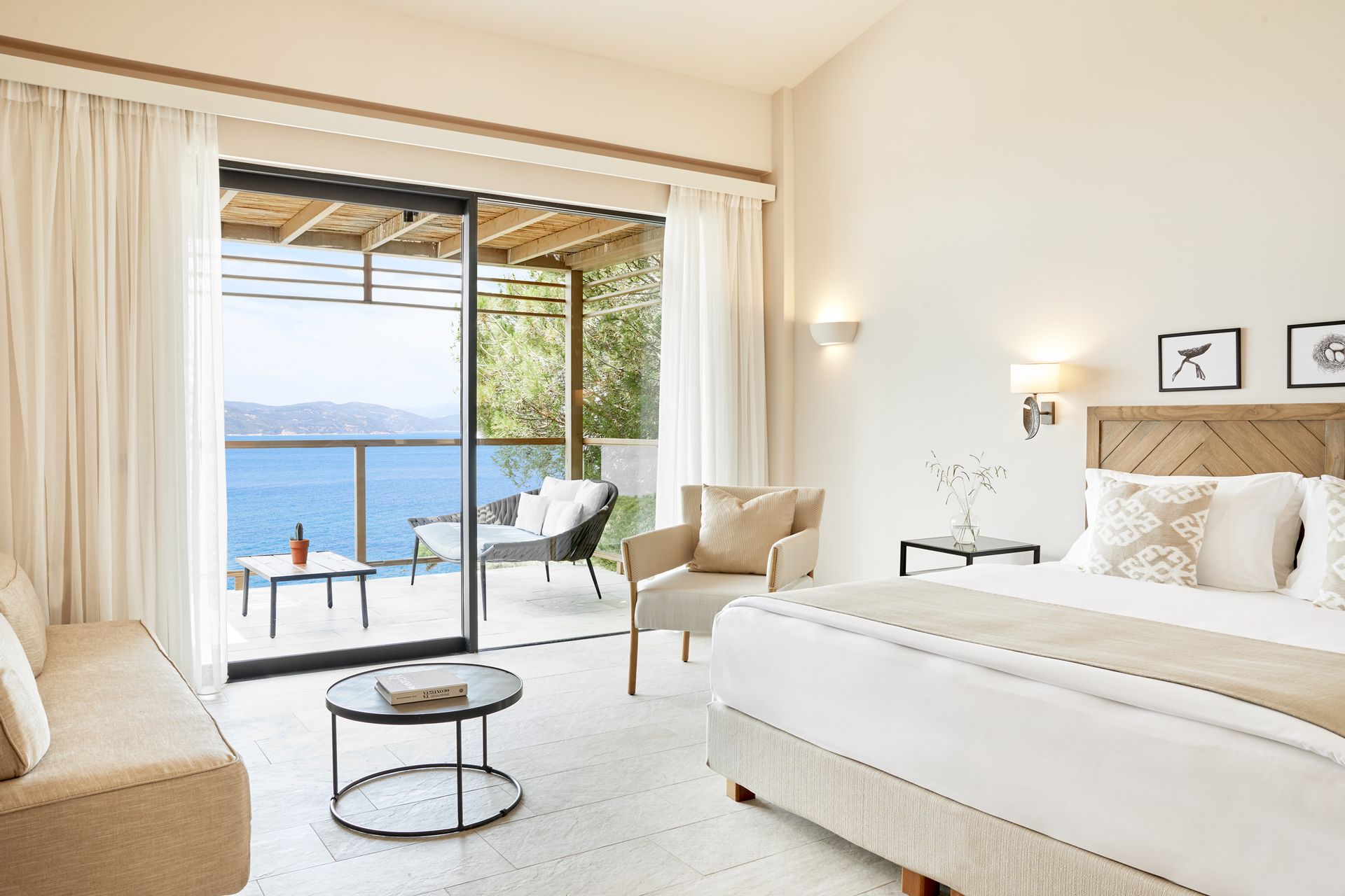 Double Supreme Deluxe upper Floor | Nest Infinity Rooms & Suites