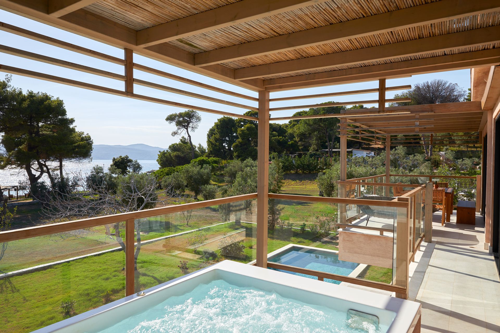 The Sunset Suite | Nest Grove Rooms Villas & Suites