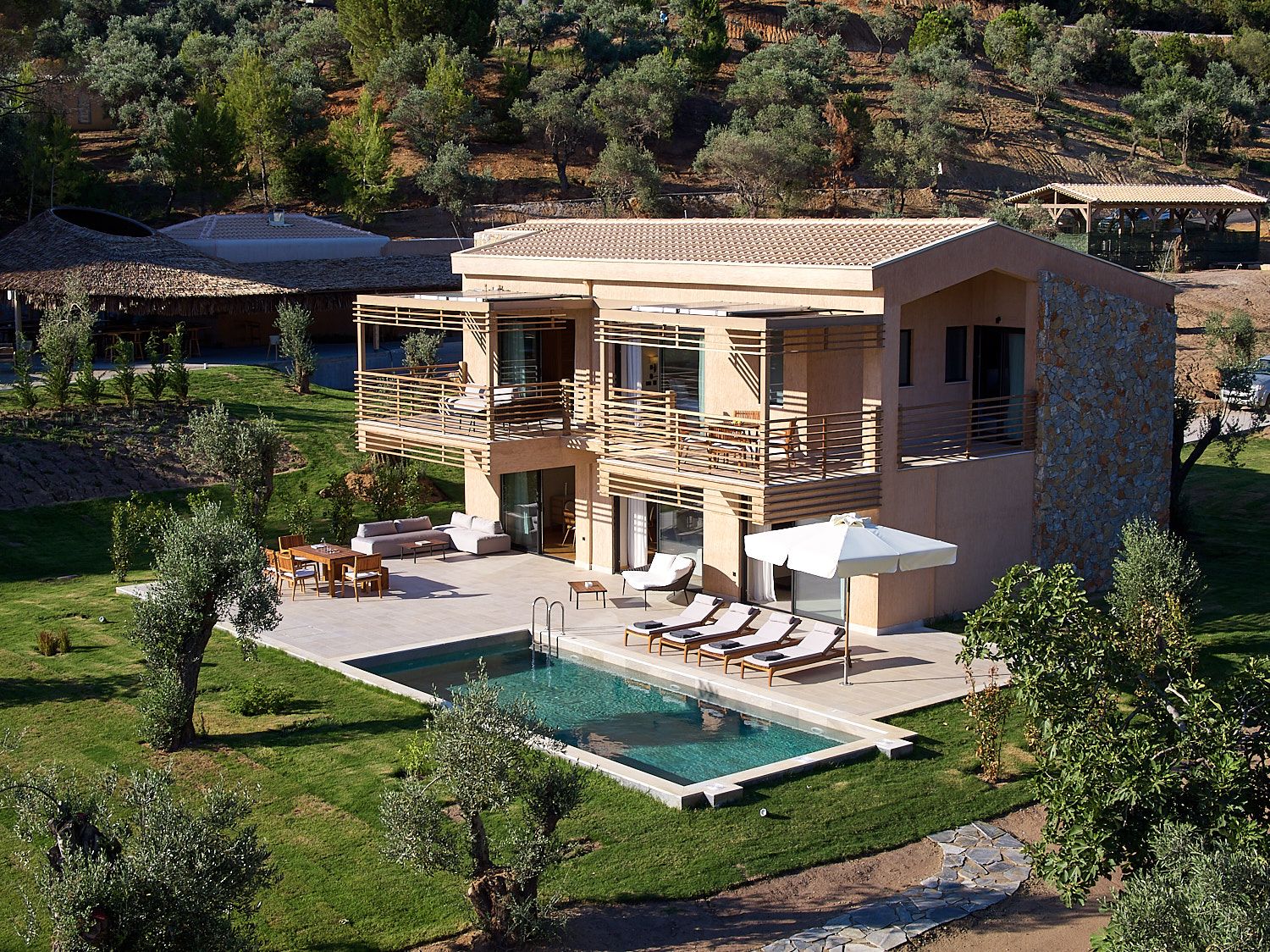 The Swan Villa | Nest Grove Rooms Villas & Suites
