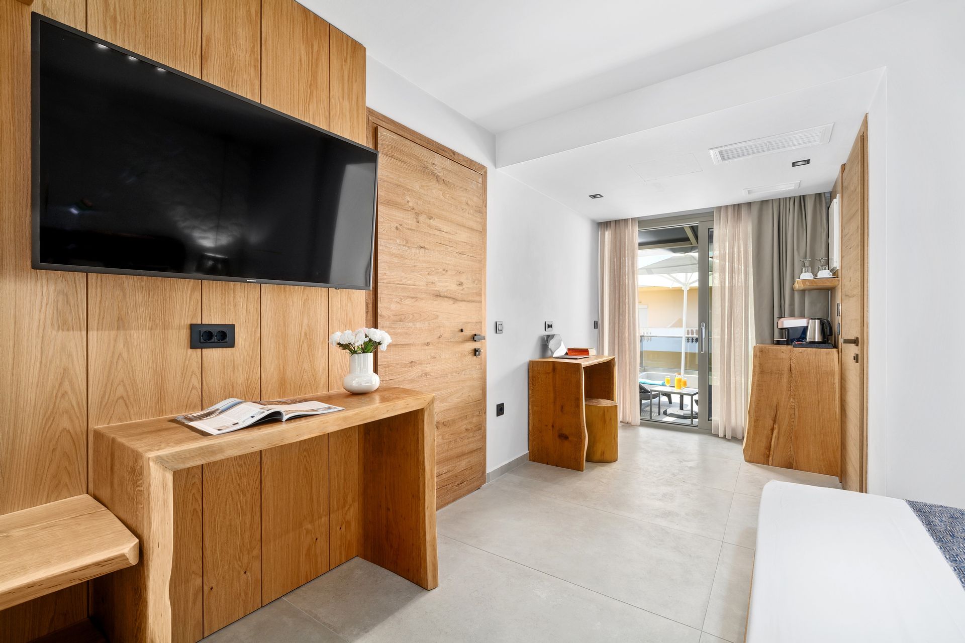 Double Room Garden View with Jacuzzi