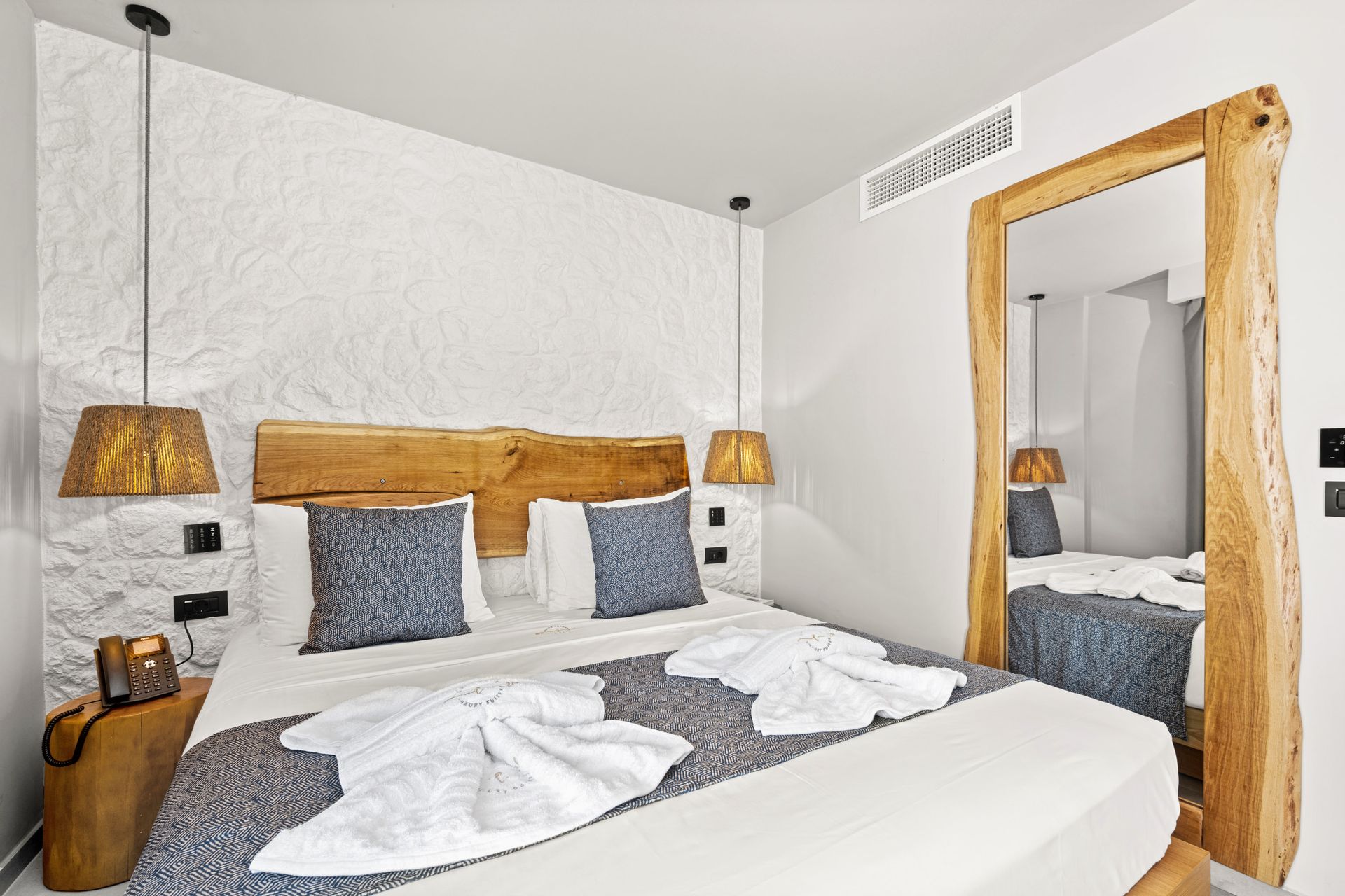 Junior Suite Sea View with Jacuzzi