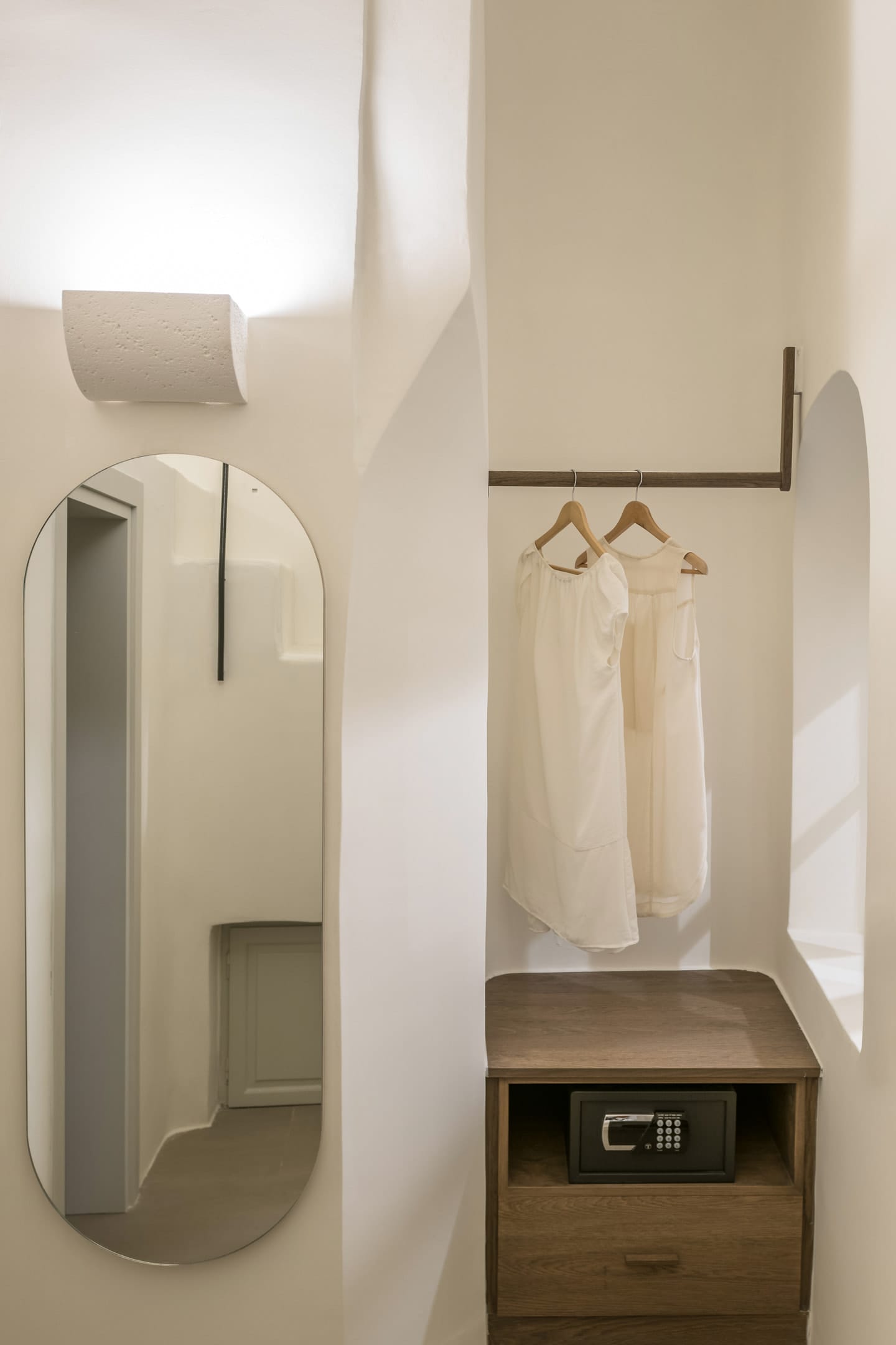 THE EXCLUSIVE JACUZZI SUITE Enigma Suites Santorini, Greece Book Online