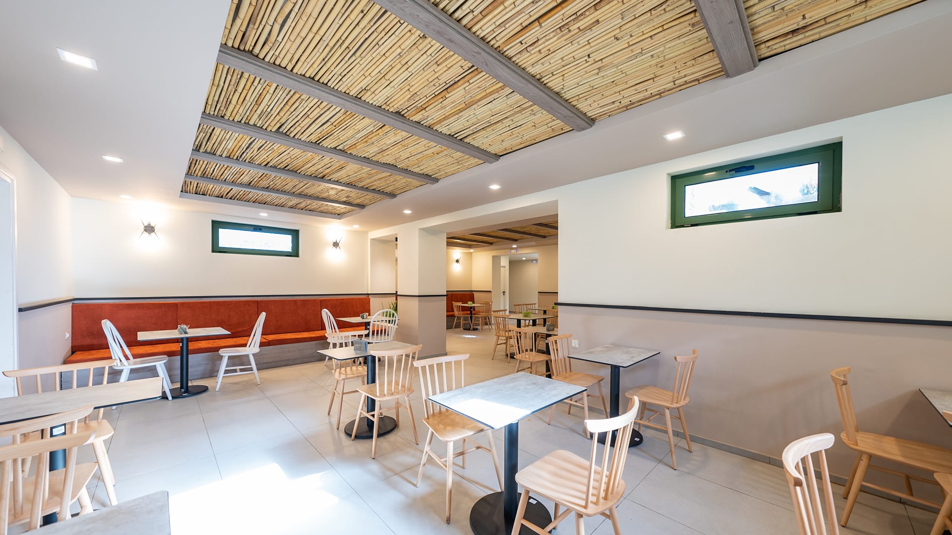 Erato Beach Hotel, ,