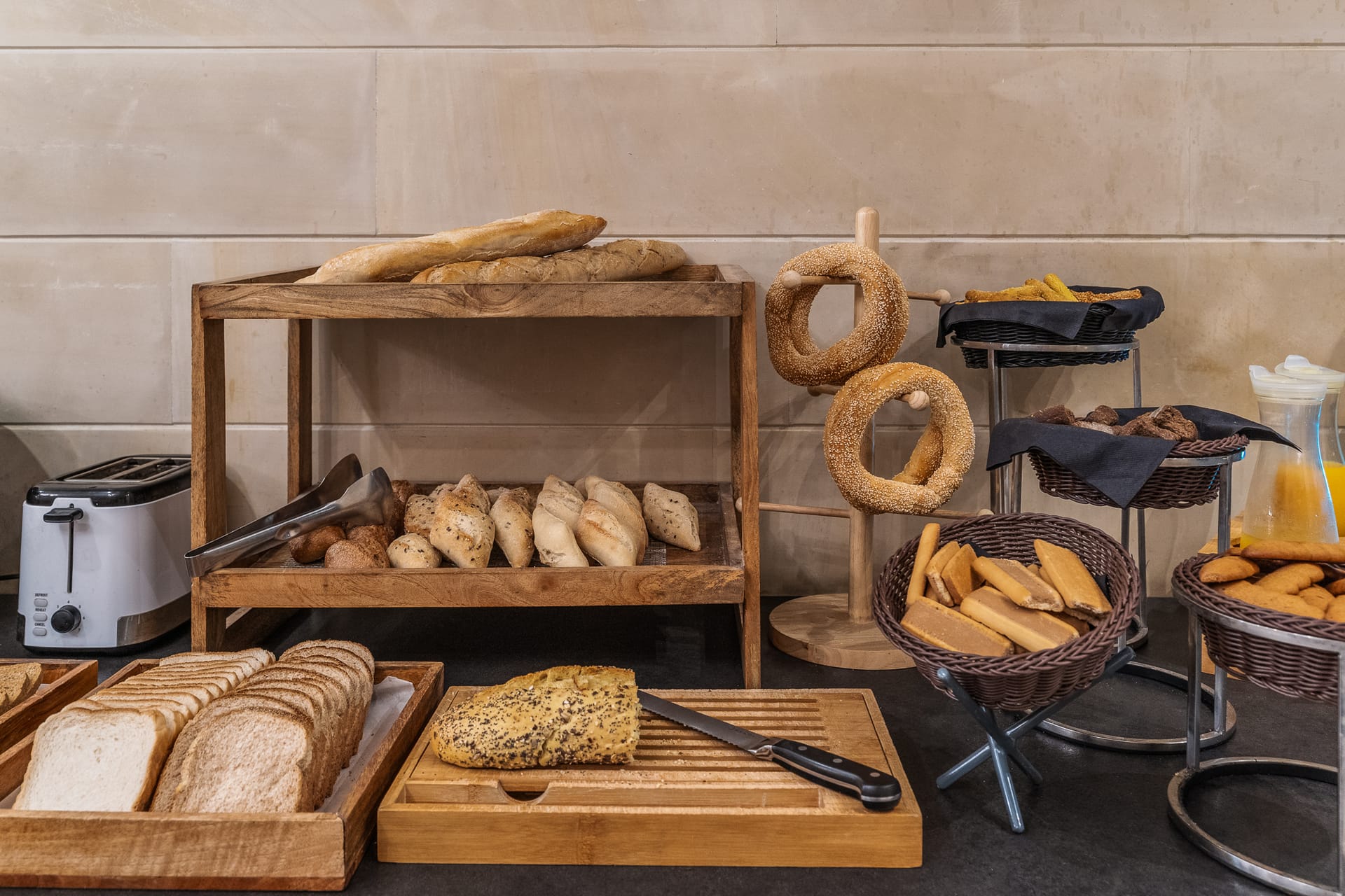 Athenaeum Eridanus Luxury Hotel, ,