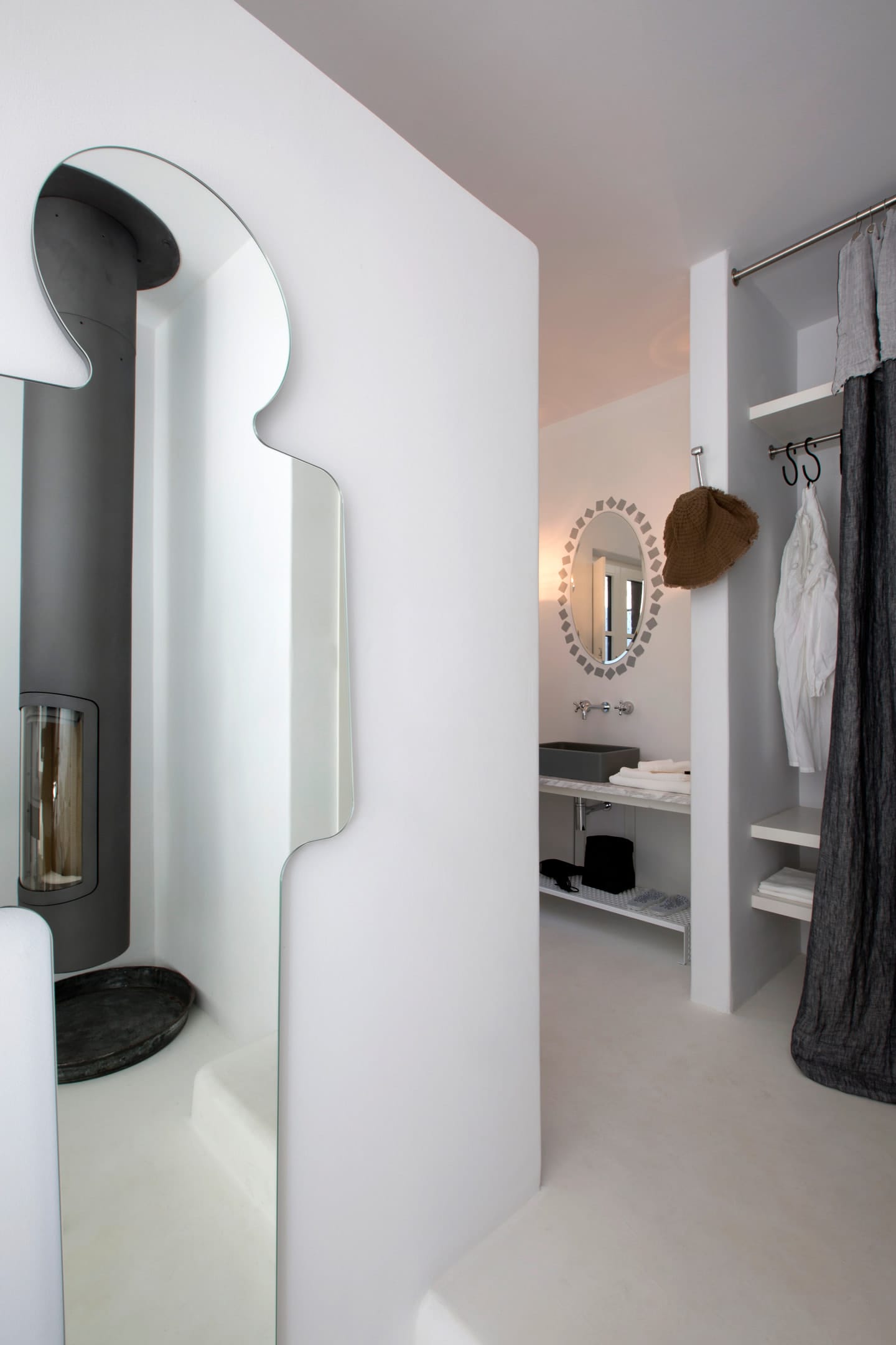 Ground Floor Suite