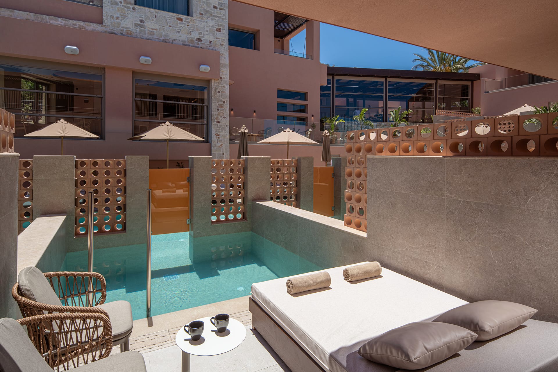 Signature Private Lagoon Swim Up & Sea View Overflow Heated Tub – Adults Only Complex