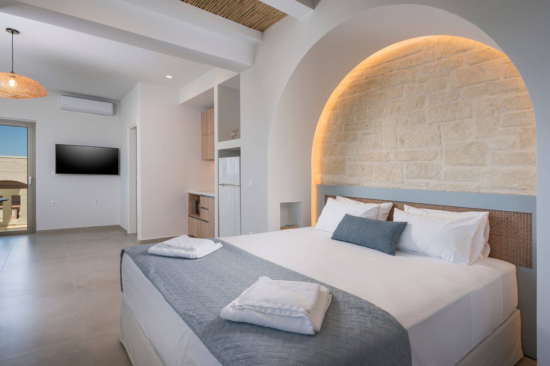 Superior Junior Suite with King Bed & Sea View