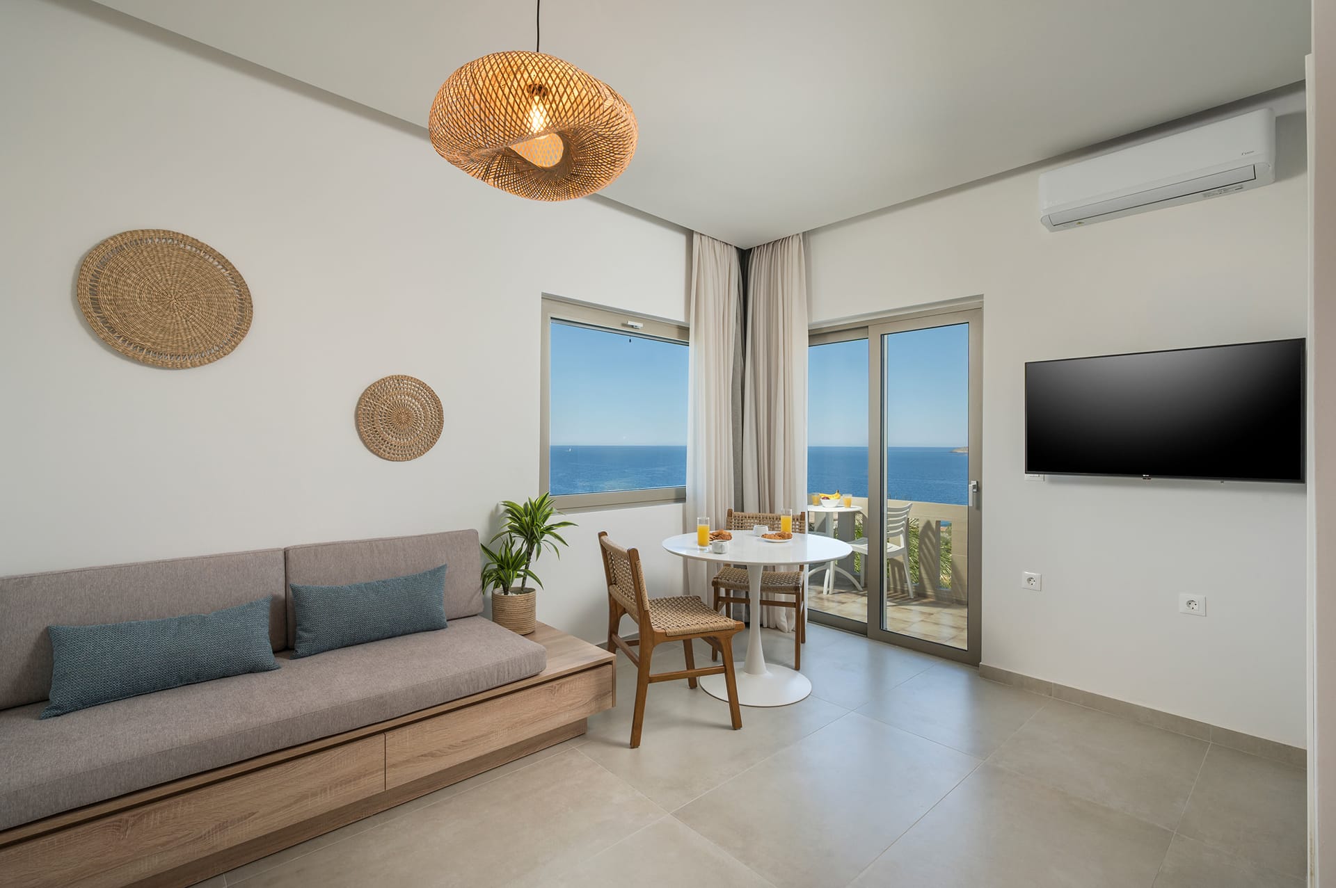 Superior Junior Suite with King Bed & Sea View