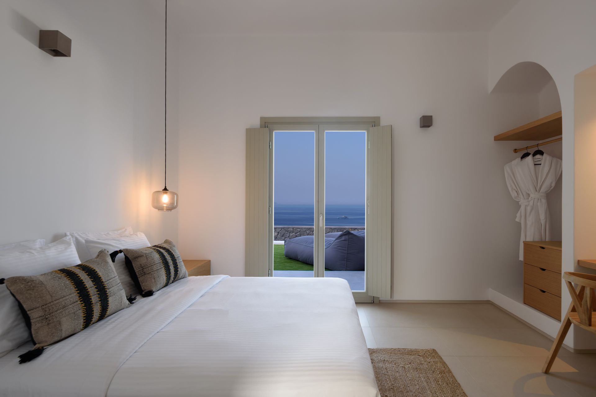 Executive Two Bedroom Suite With Private Pool and Sea View