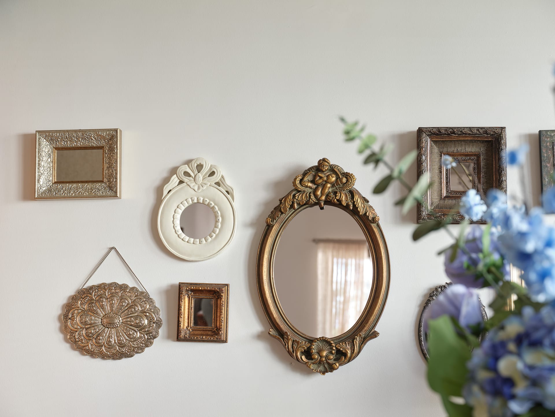 Evi's Voula Home, ,