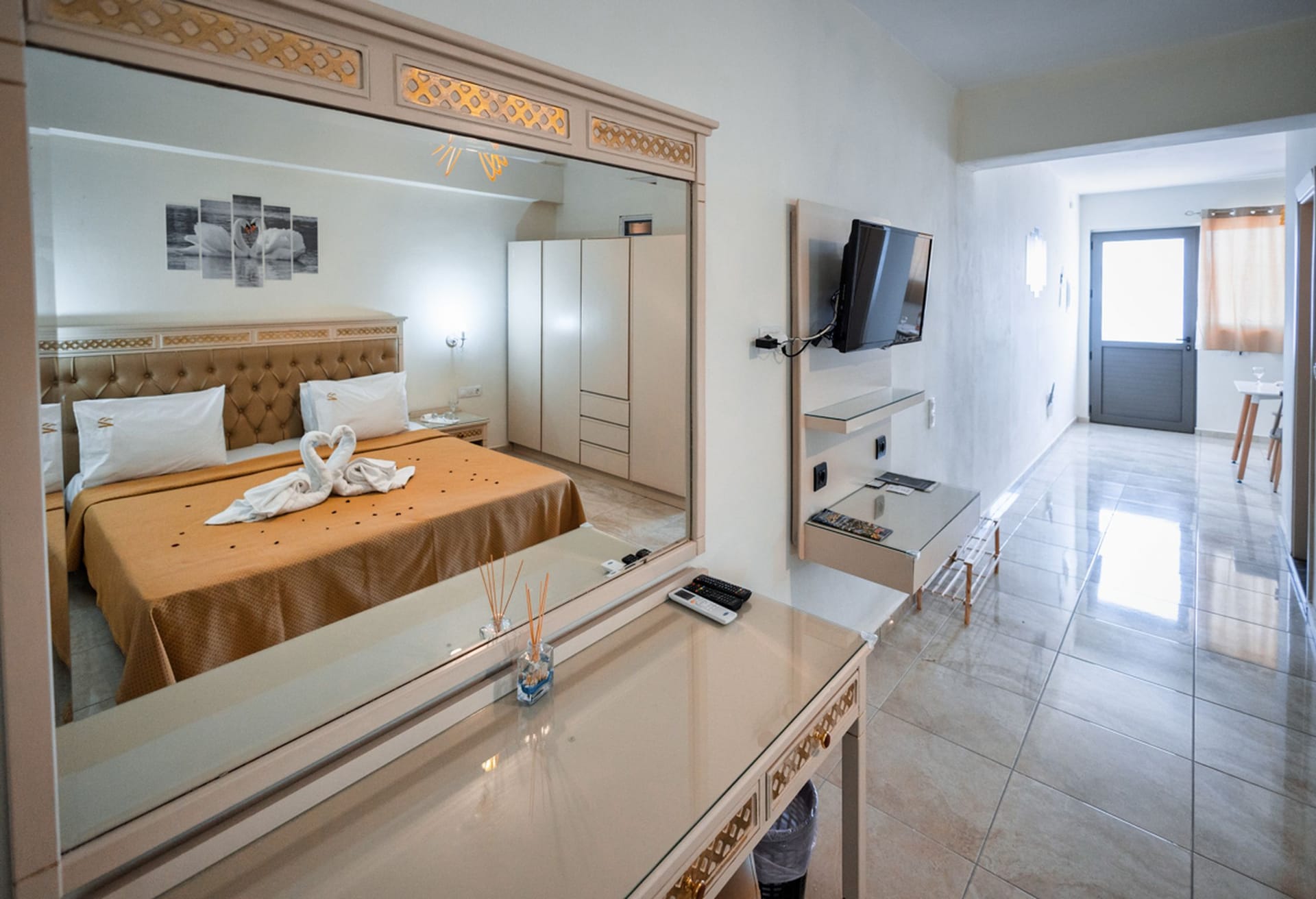 Studio Apartment with Sea View