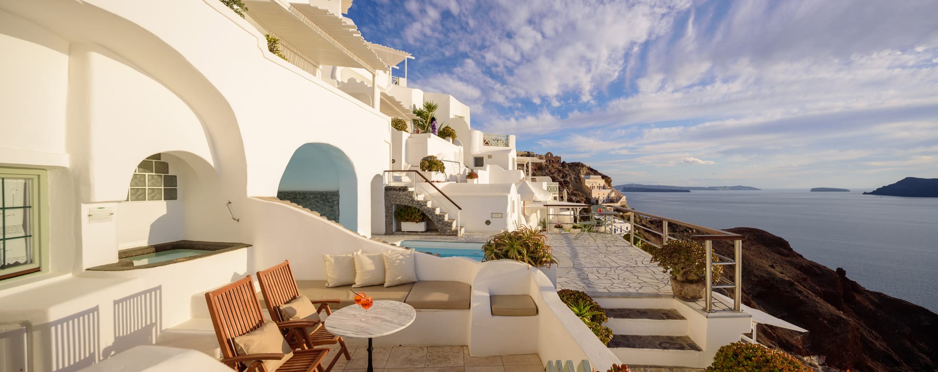 Superior Suite with Private Whirlpool & Caldera View