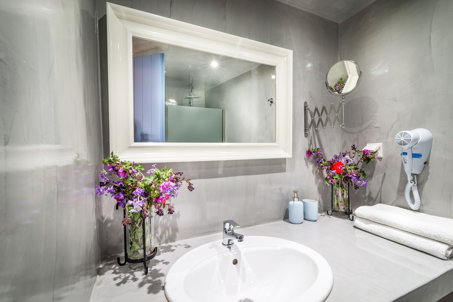 Grand Suite with Outdoor Private Jetted Tub