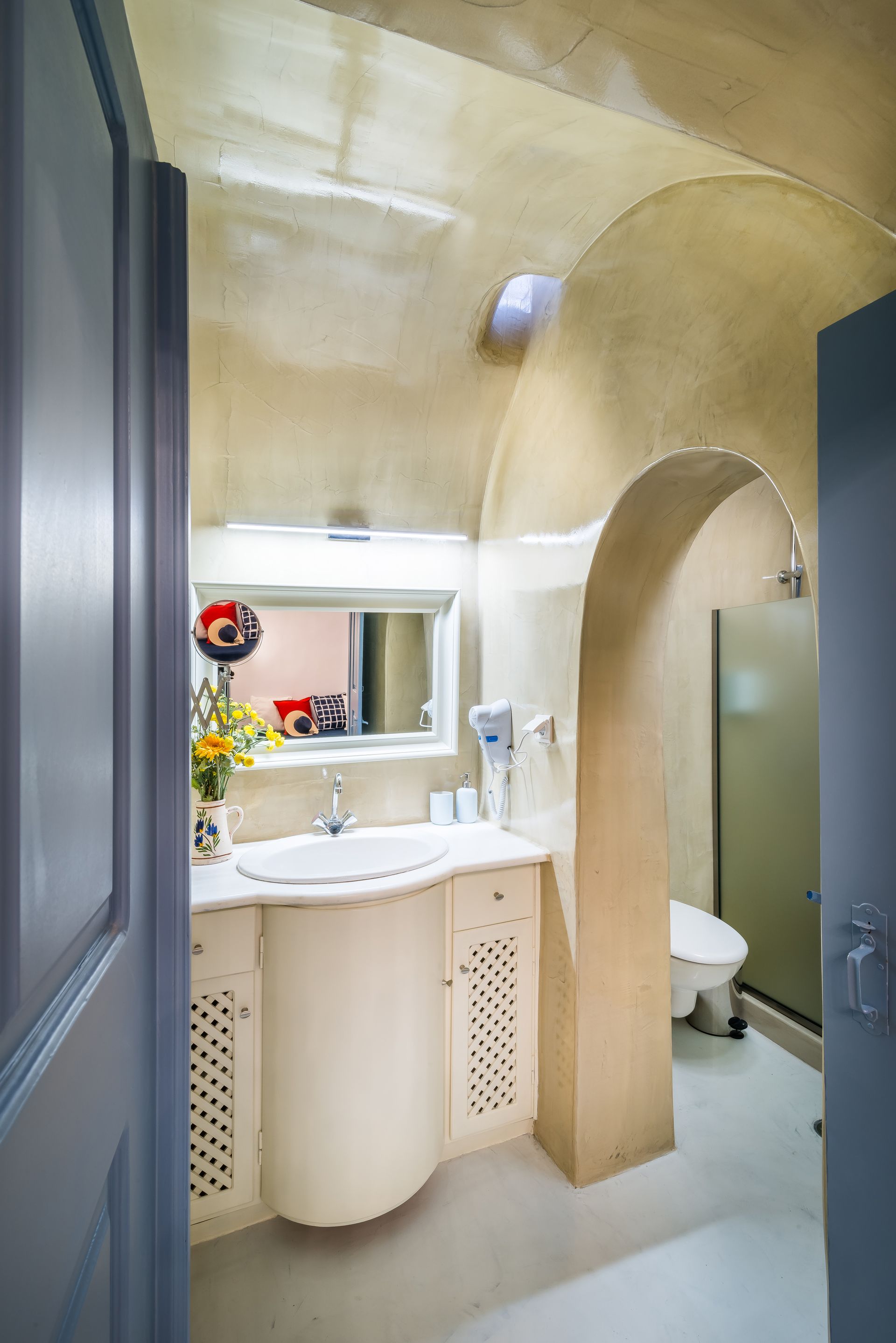 Master Suite with Outdoor Private Heated Tub