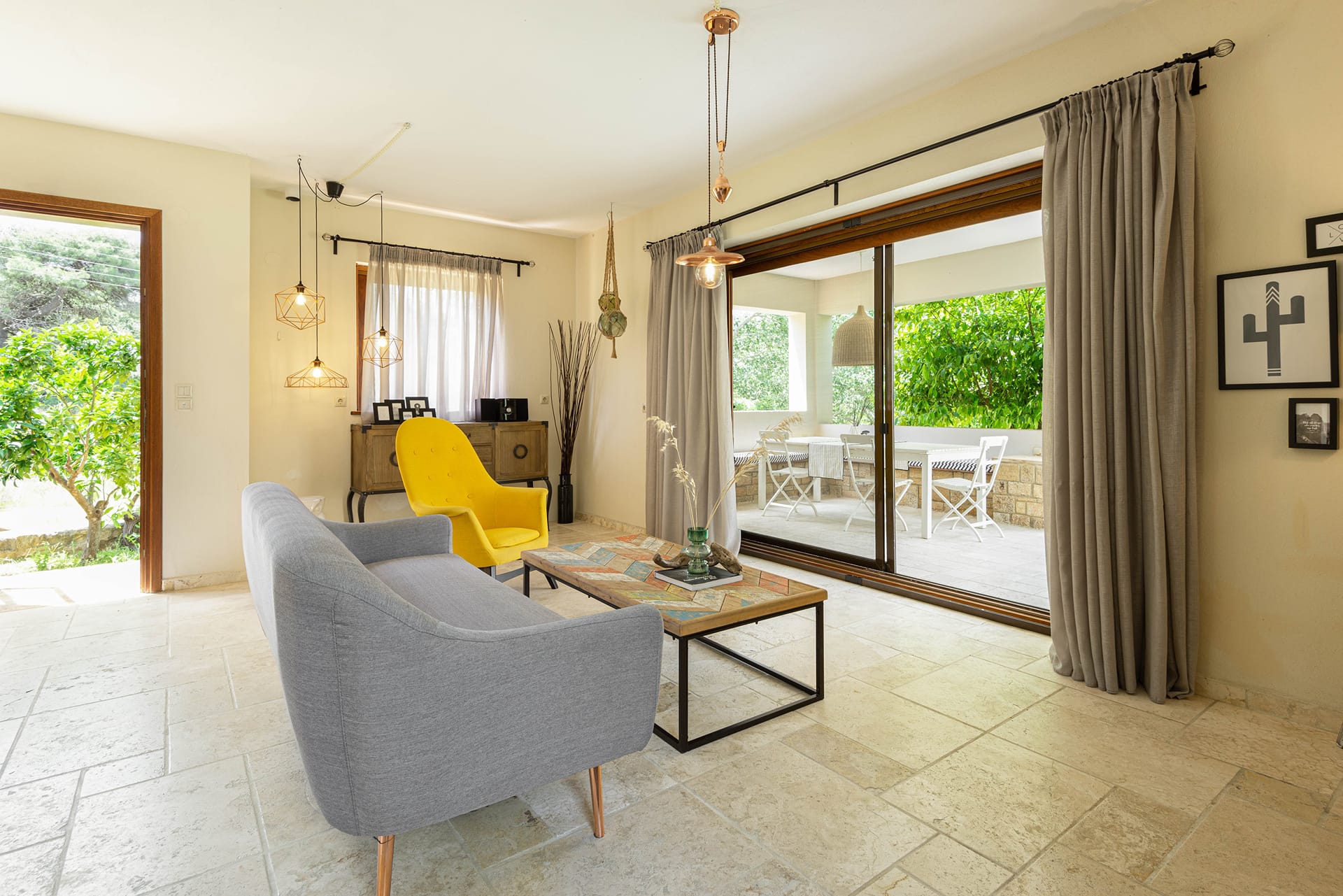 Louise - Vacation Villa in Trani Ammouda