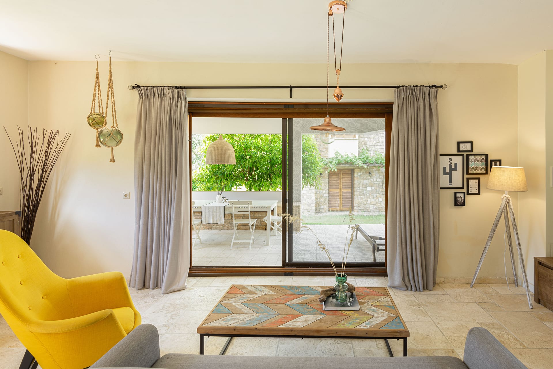 Louise - Vacation Villa in Trani Ammouda