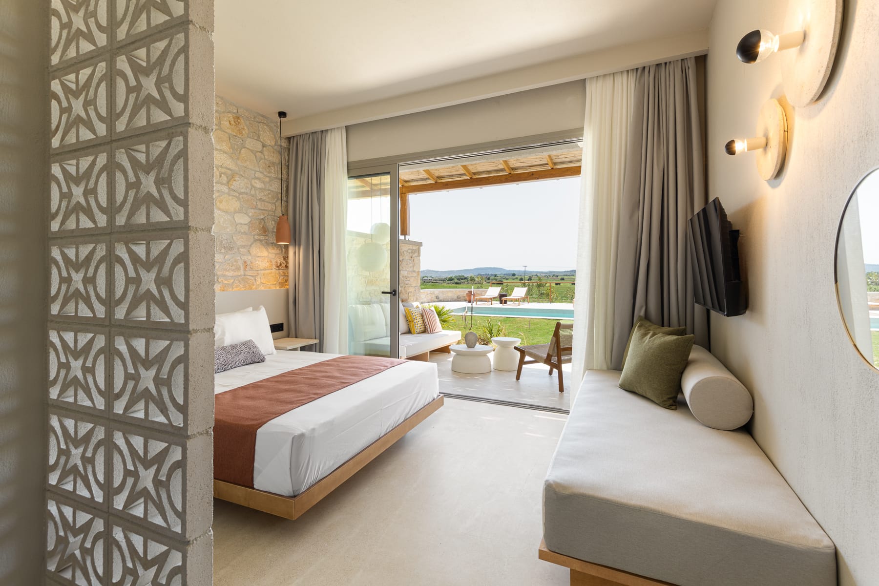 TERTH/Afytos Experience-GROUND FLOOR SUITE WITH SHARED POOL
