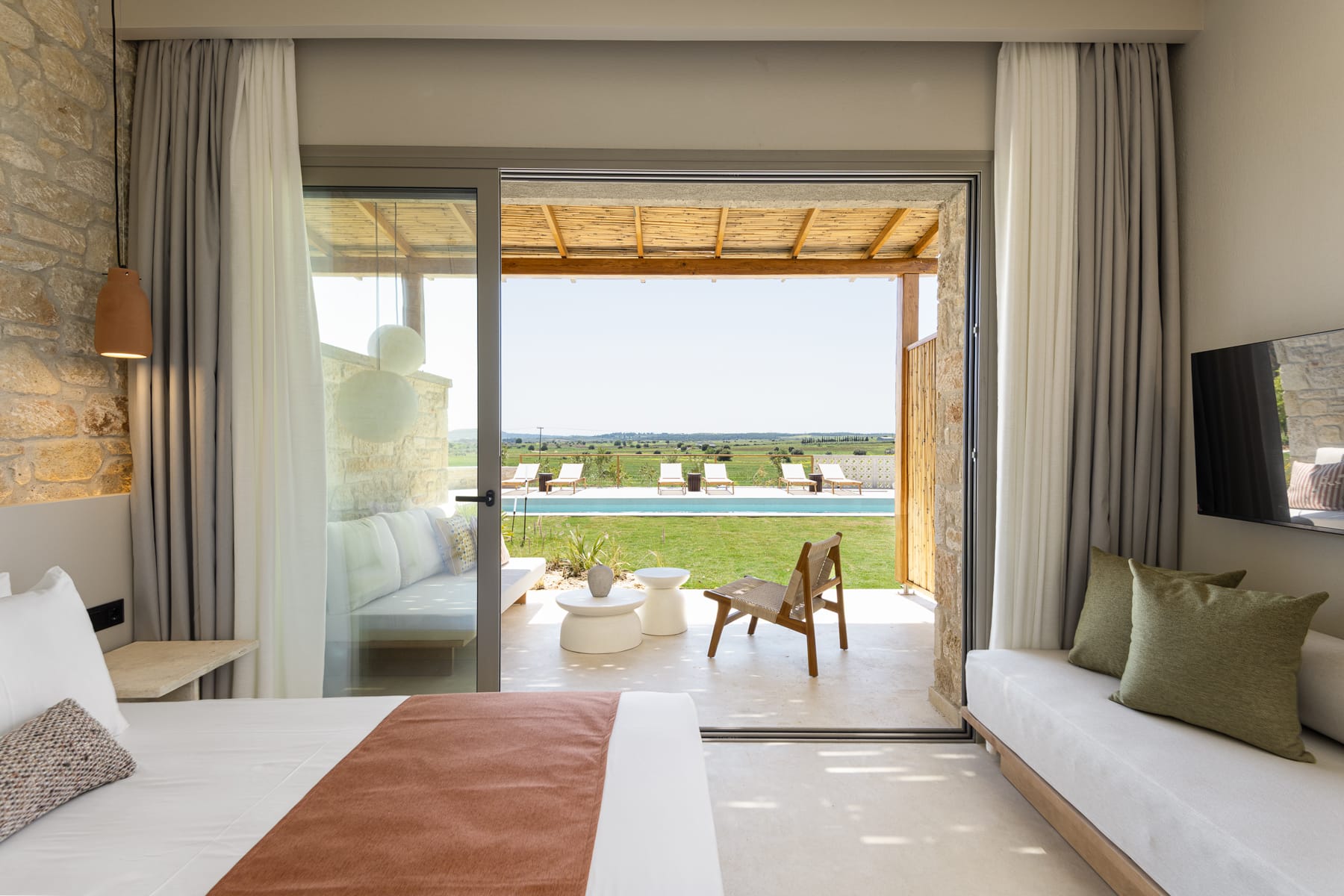 TERTH/Afytos Experience-GROUND FLOOR SUITE WITH SHARED POOL