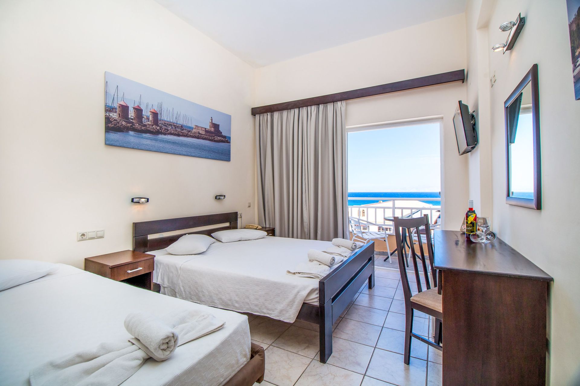 Triple Room