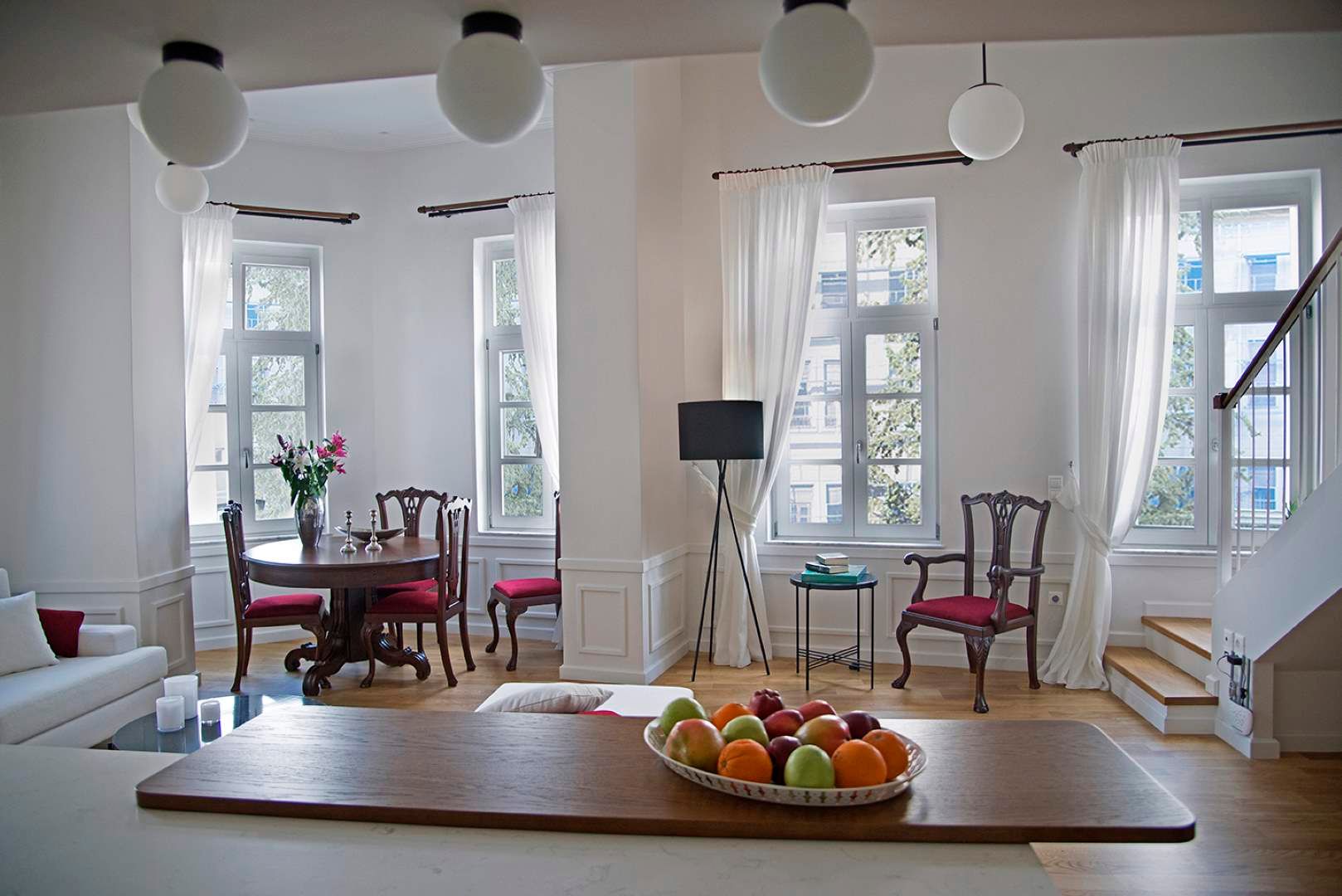 Kekias | 2 Bedroom Suite Apartment with Ermou Str View