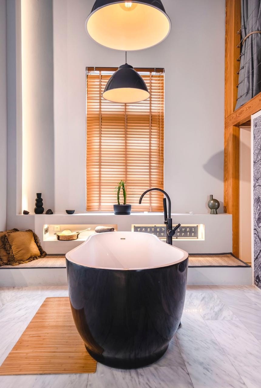 Loft | 1 Bedroom Loft with Ermou Str View