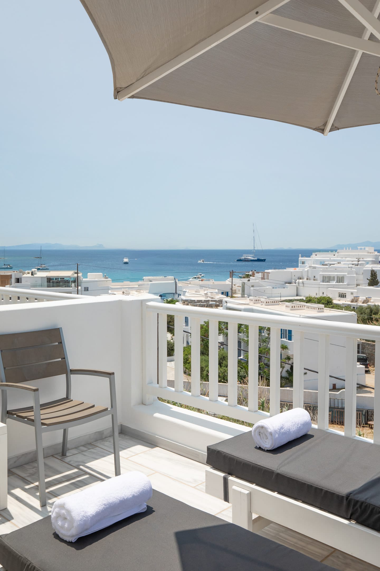 Deluxe Triple Room Side Sea View