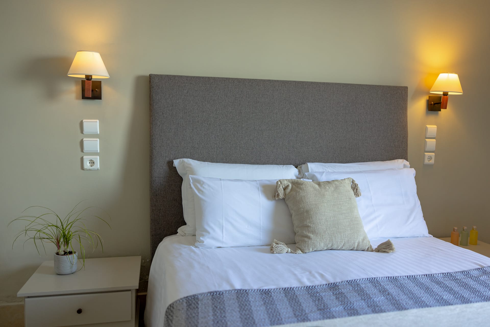 Double/Twin Room Beach Front