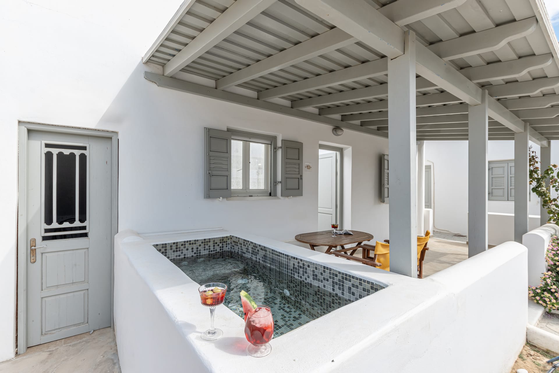 Family Apartment with private Jacuzzi