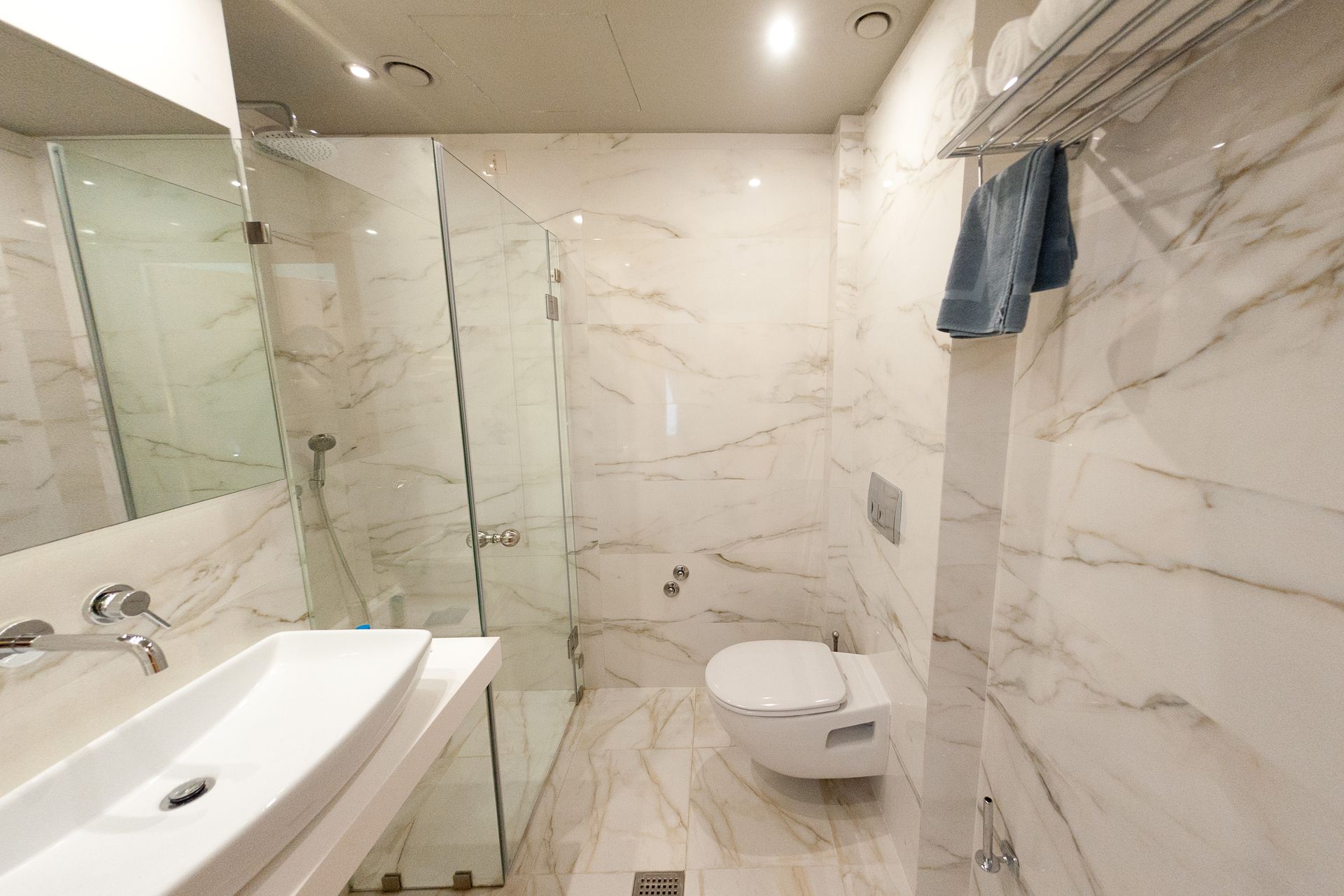 STANDARD room with back view Golden Star City Resort