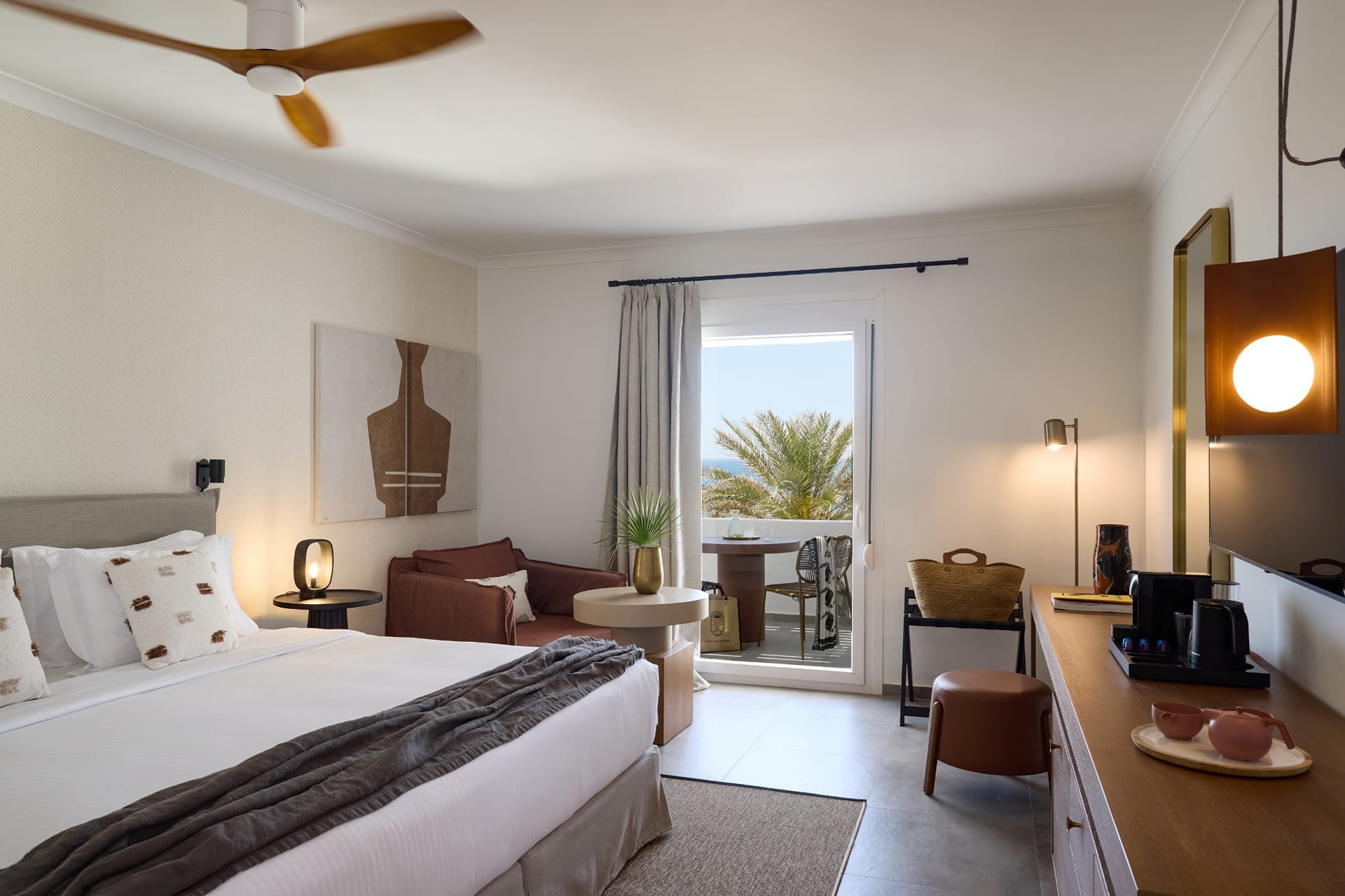 Horizon Milos Room