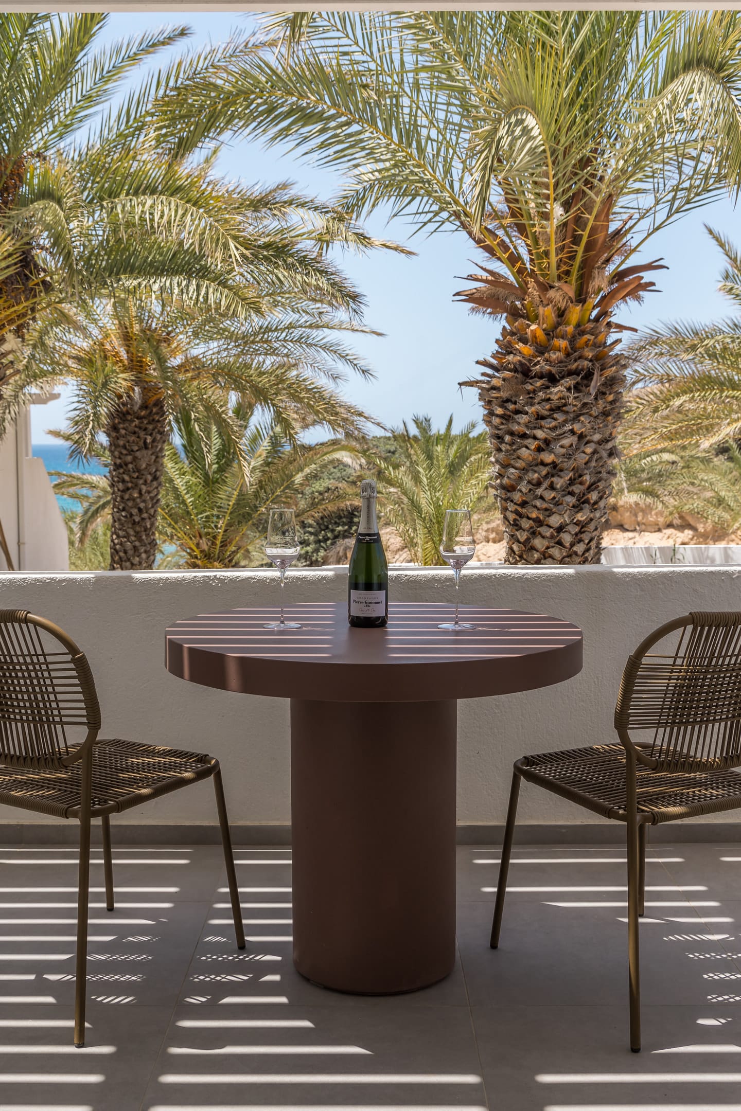 Golden Milos Beach 4 * Golden Milos Beach 4 *