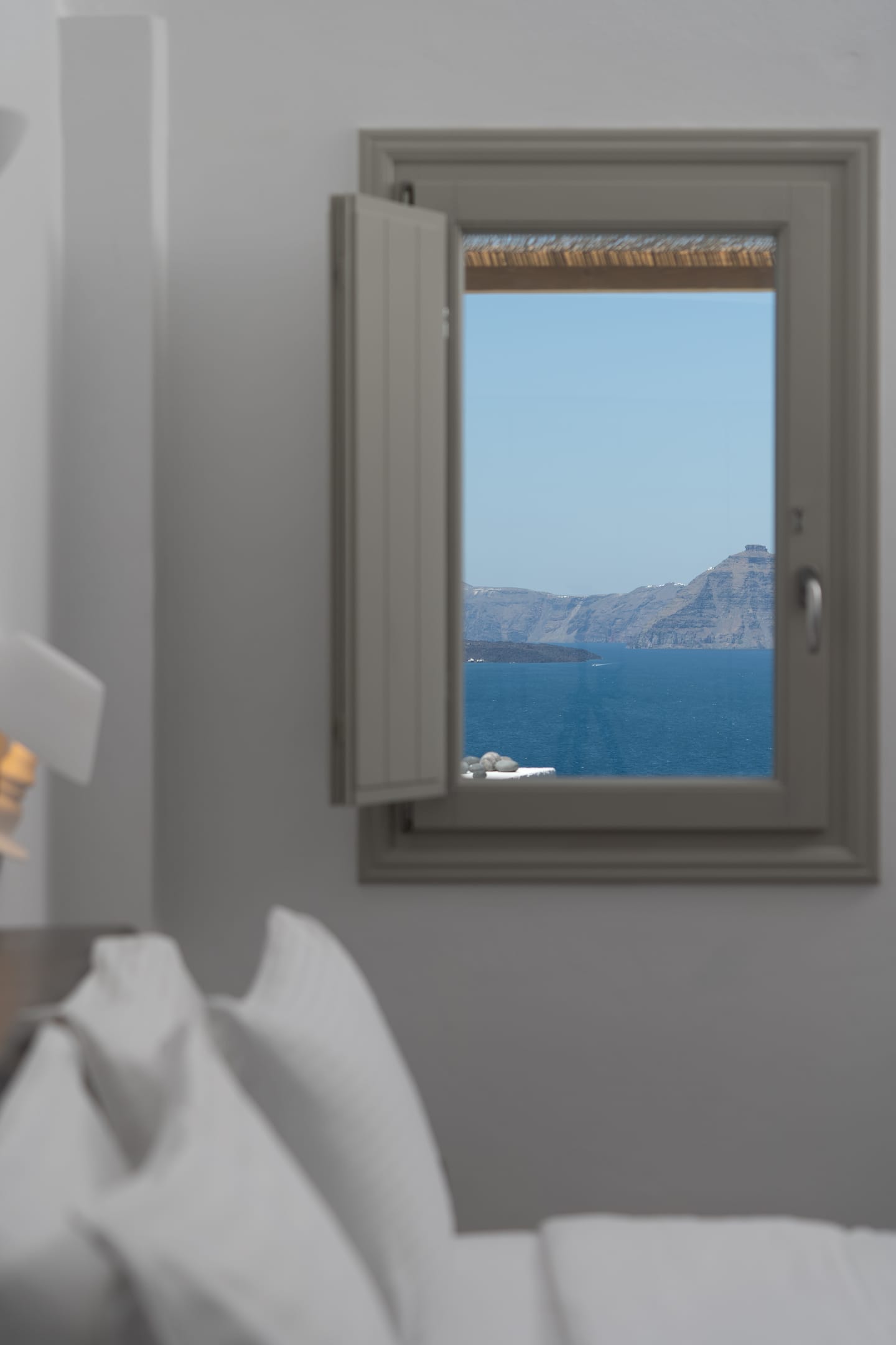 Deluxe Room with Plunge Pool & Caldera View