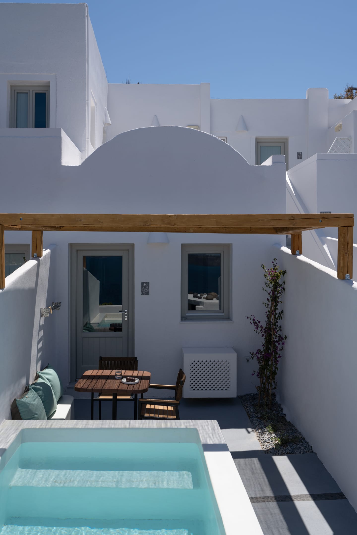 Deluxe Room with Plunge Pool & Caldera View