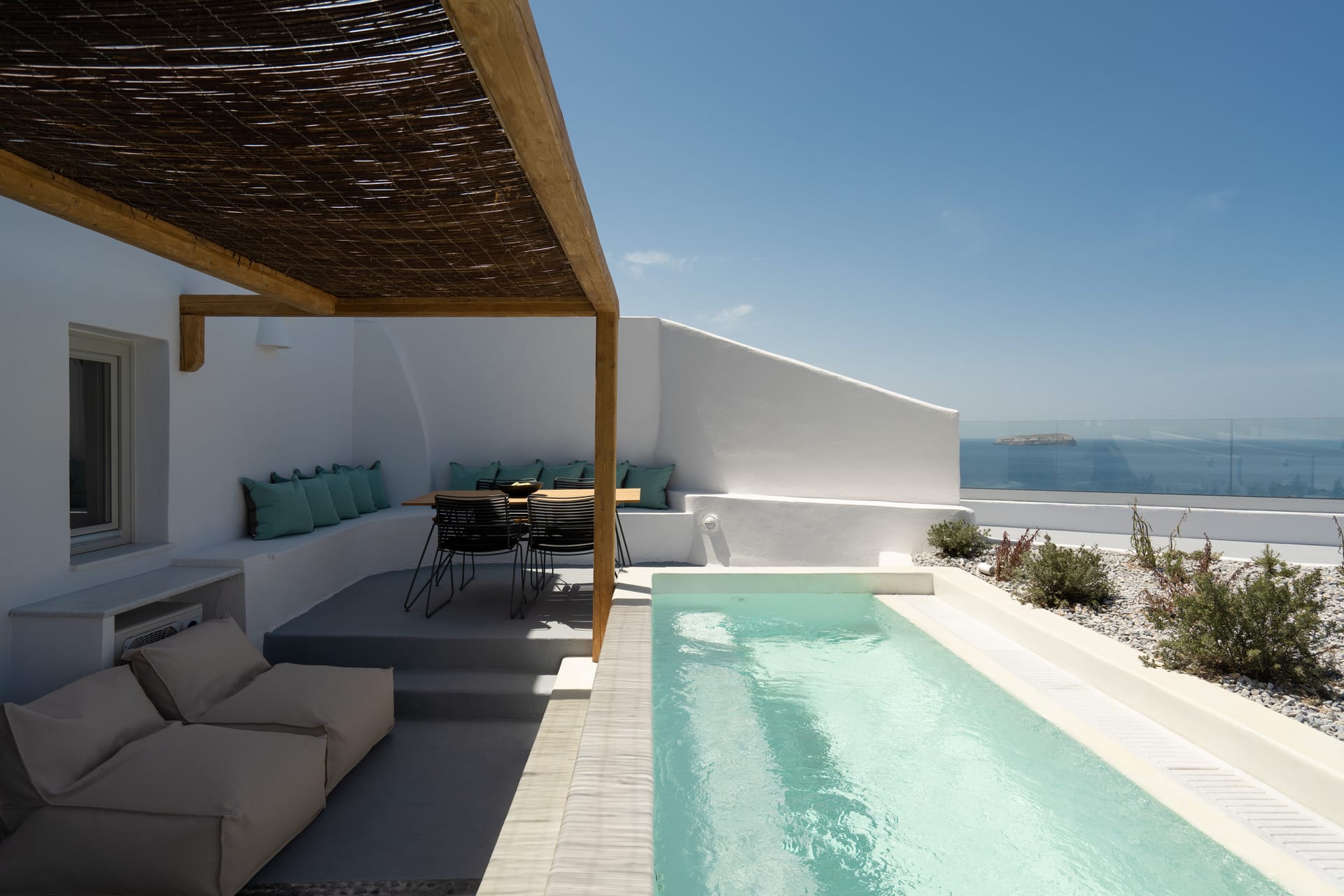 Family room | Private Pool & Caldera View