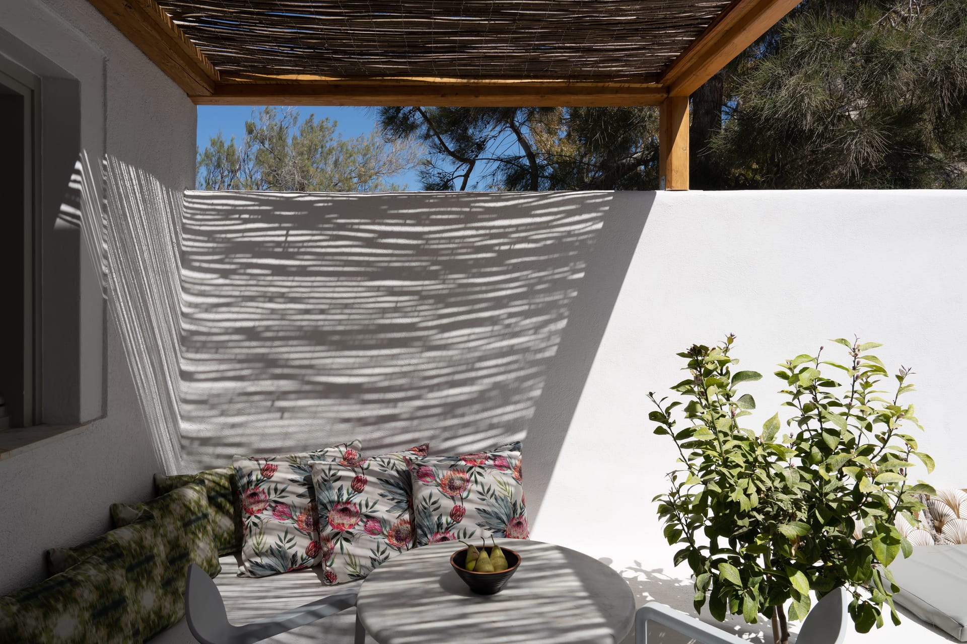 Classic Room | Private Garden