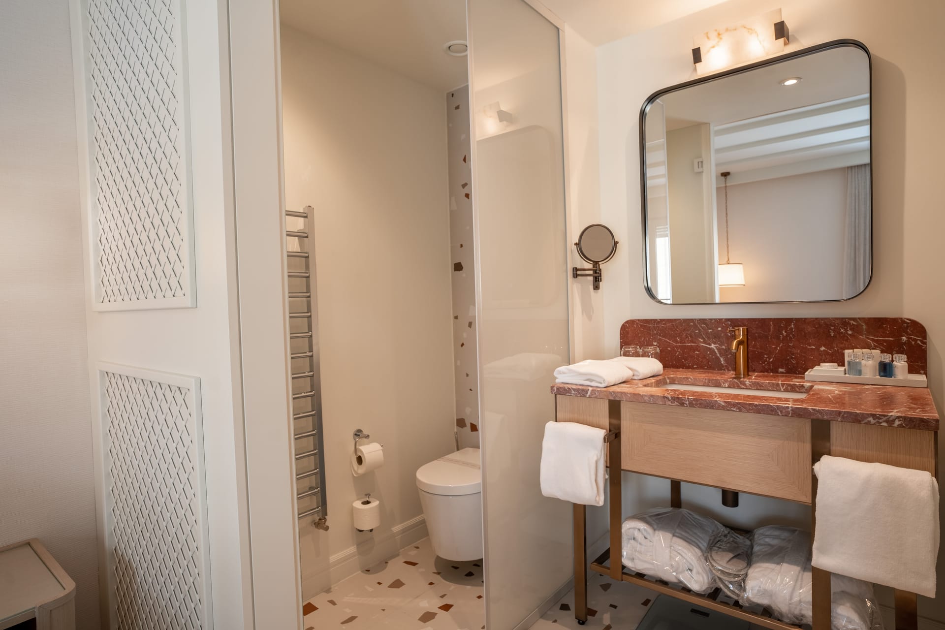 Superior Doppel-/Twinzimmer Villa Camellia 27 m² mit Meerblick-3