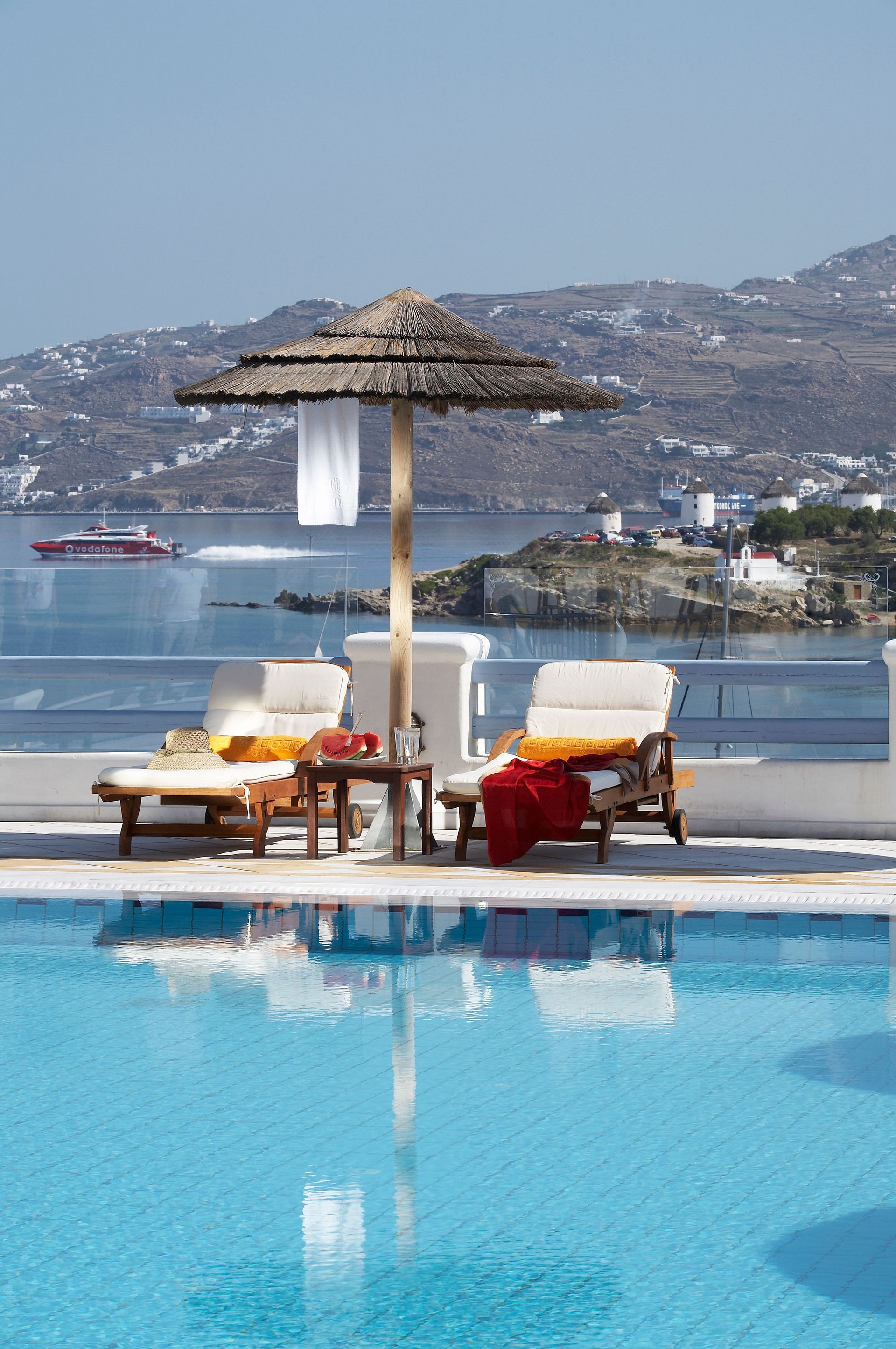 Grand Beach Hotel Mykonos 4 * Grand Beach Hotel Mykonos 4 *