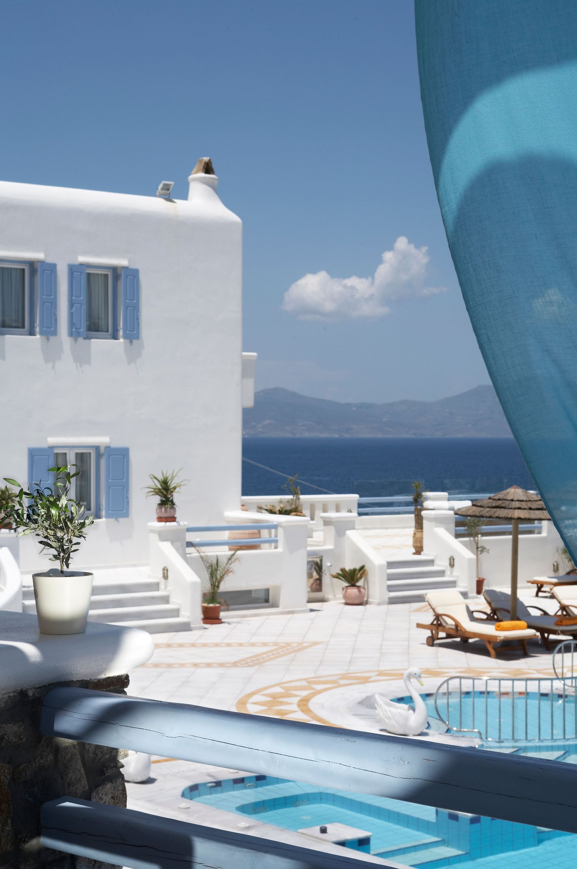 Grand Beach Hotel Mykonos 4 * Grand Beach Hotel Mykonos 4 *