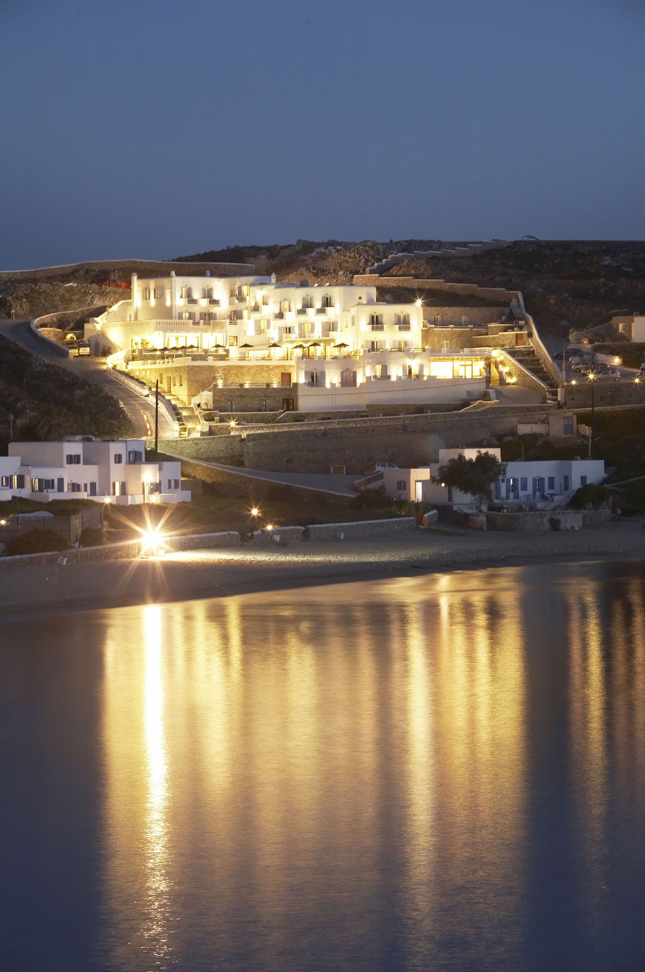 Grand Beach Hotel Mykonos 4 * Grand Beach Hotel Mykonos 4 *