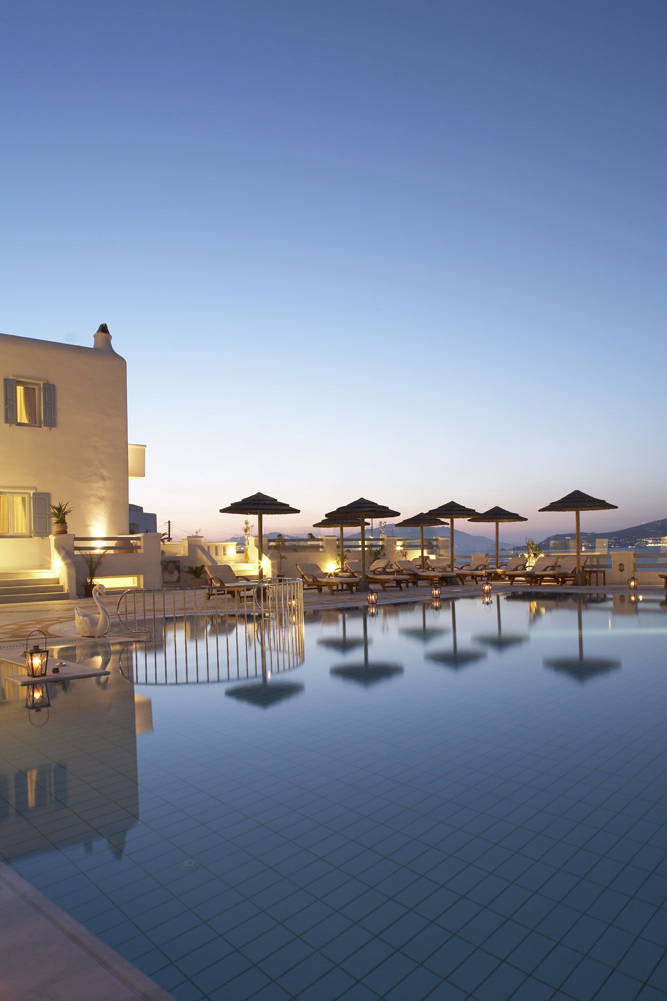 Grand Beach Hotel Mykonos 4 * Grand Beach Hotel Mykonos 4 *