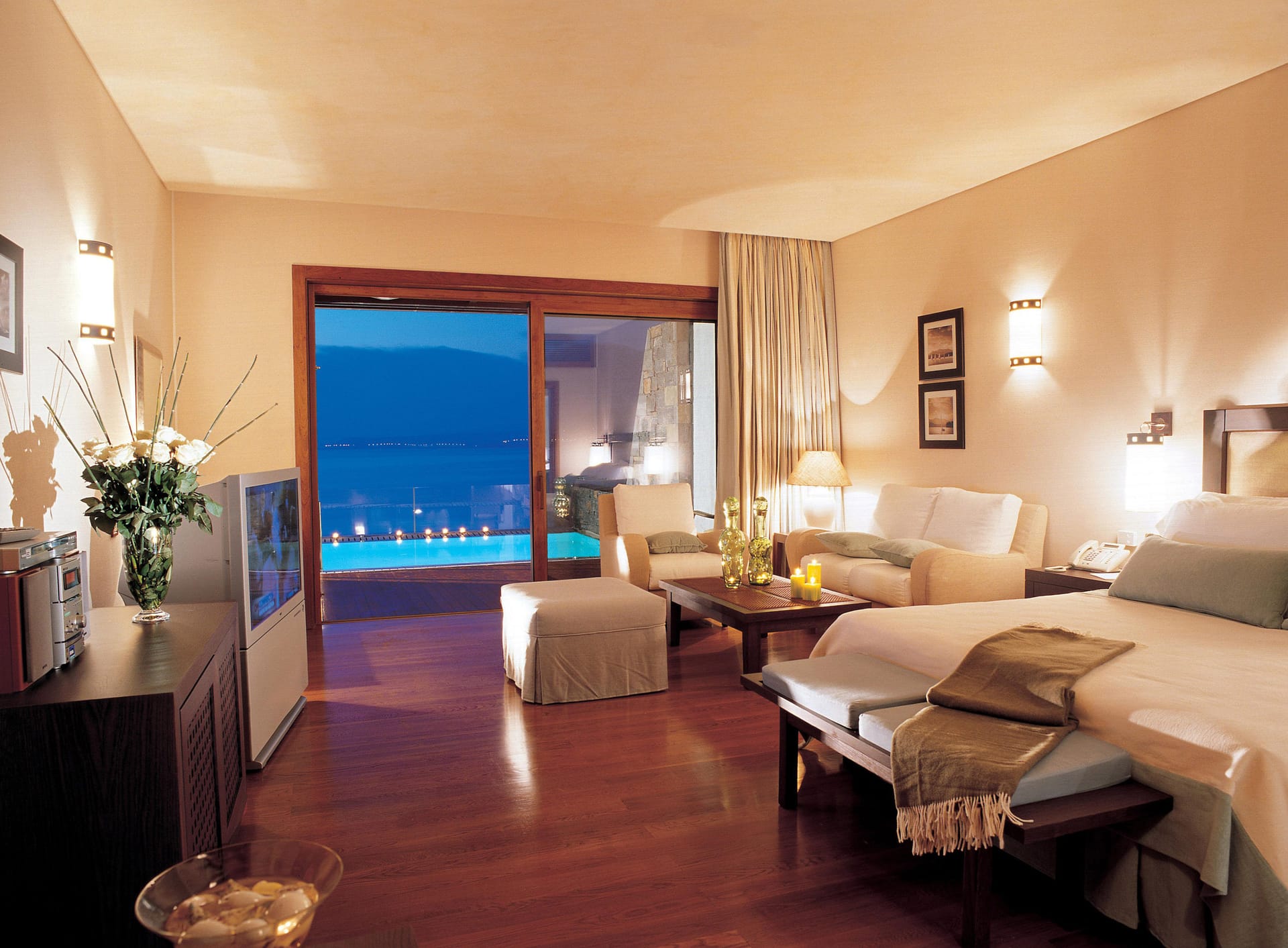 Grand Resort Lagonissi, The Leading Hotels Of The World, Grčka — Residential Cabanas Family