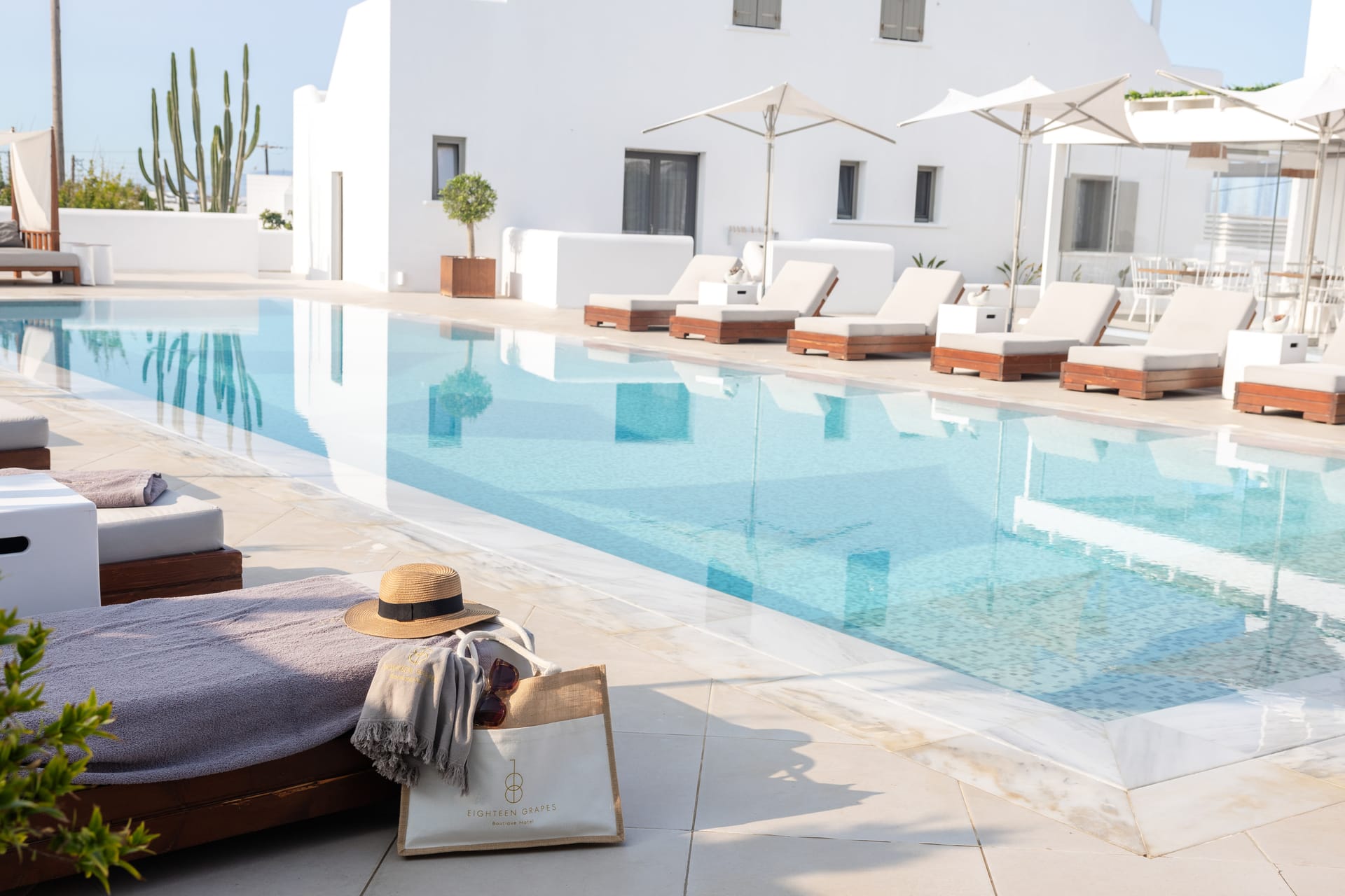 18 Grapes Hotel Naxos