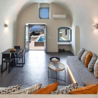 ALKYONE Cave Suite with private pool