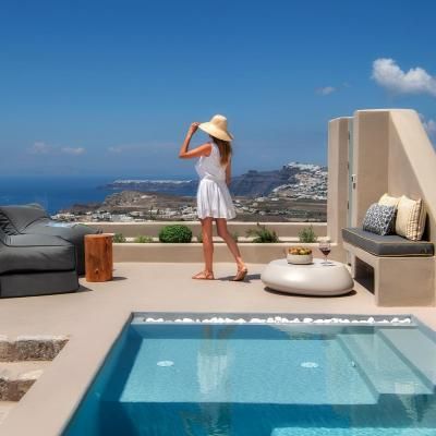 ALKYONE Cave Suite with private pool