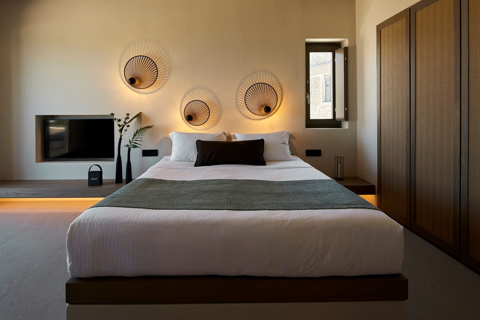 EUPHORIA Suite with outdoor Hot Tub