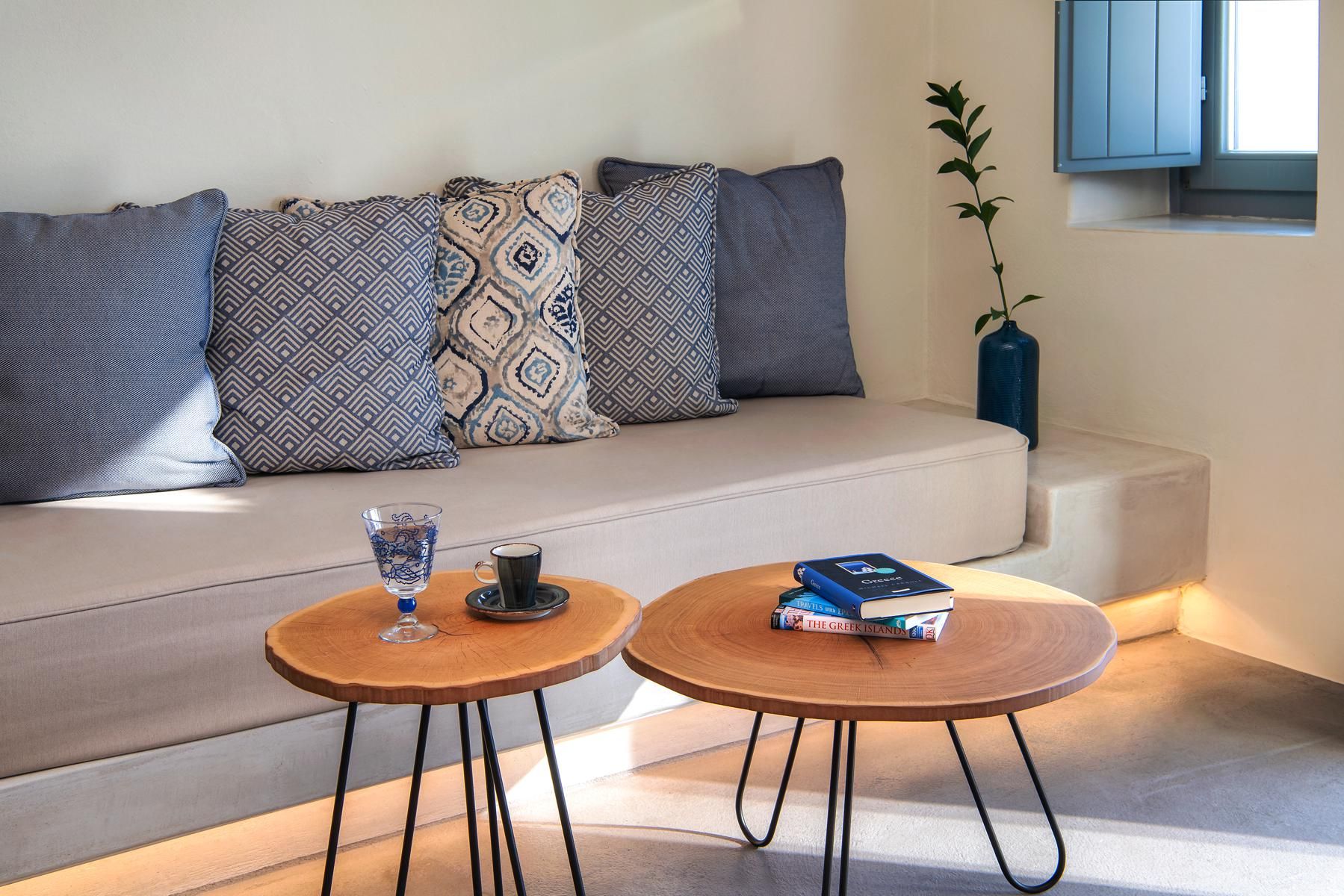 LITHOS Junior Suite with private pool/ NO VIEW