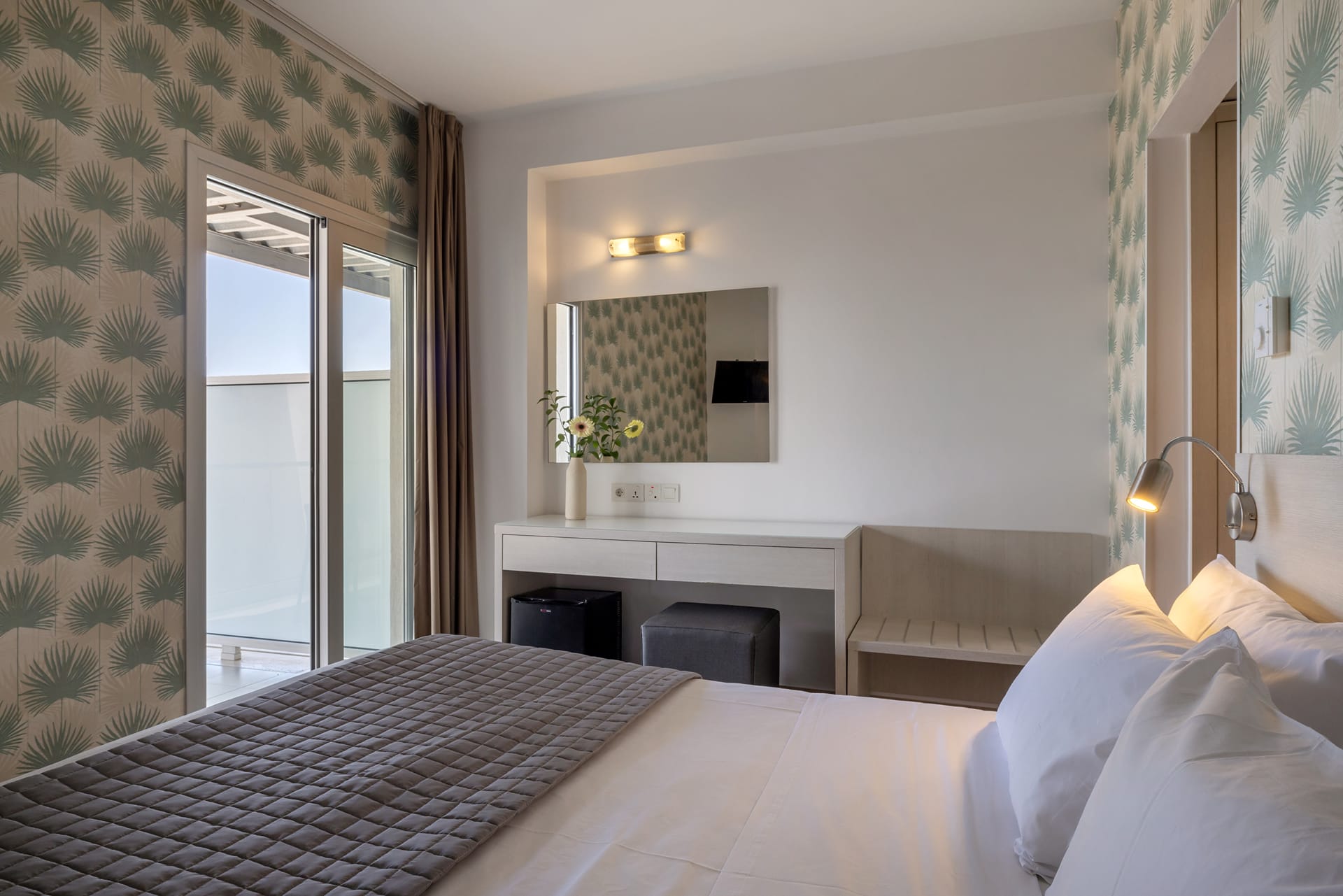 Standard Room Side Sea View