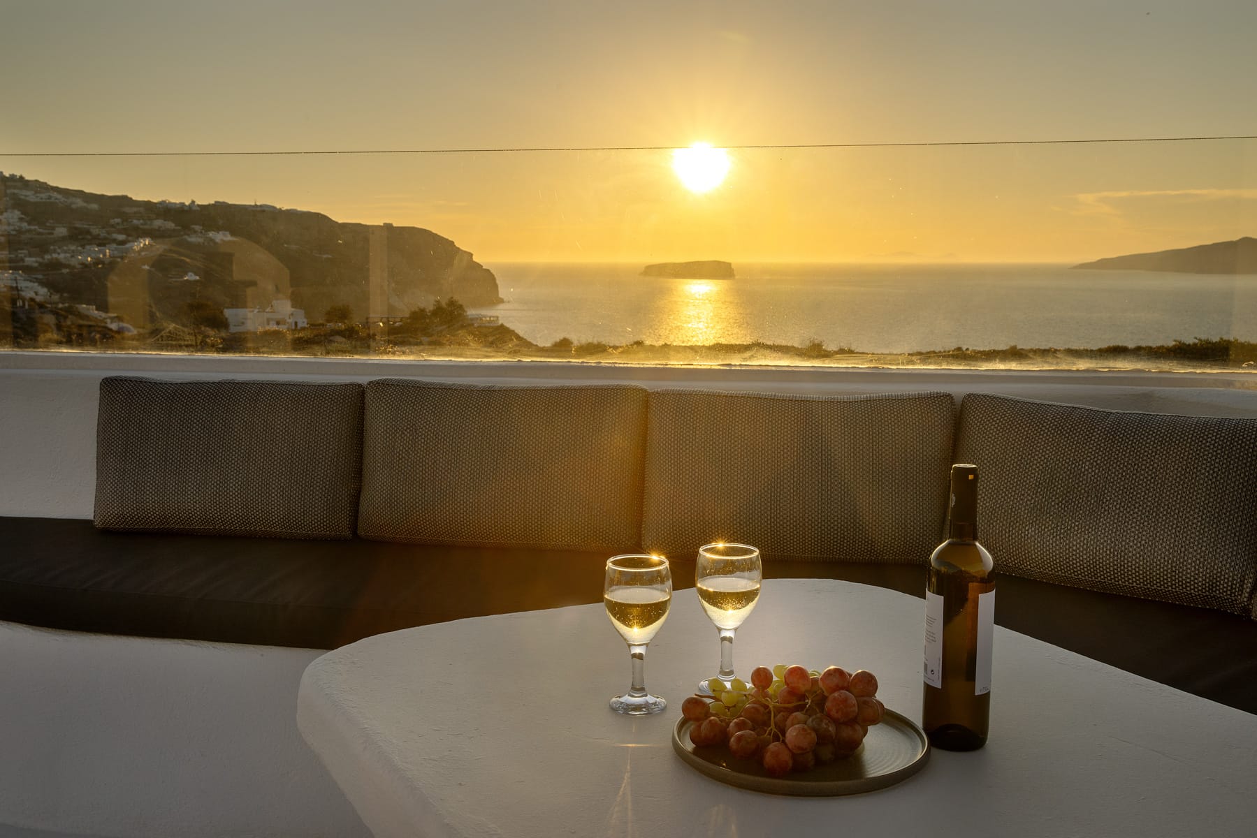Hemera Holiday Home Villa on Santorini, ,