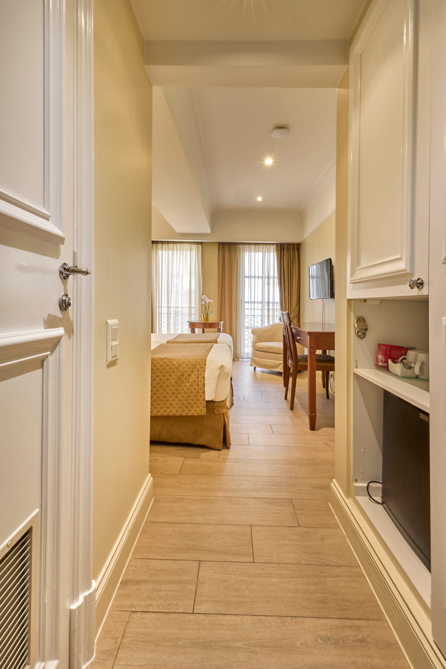 Standard Room with Acropolis View